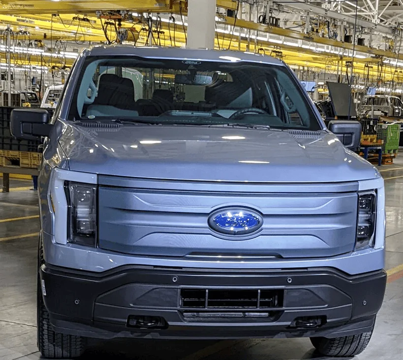 Ford F-150 Lightning Pro Grill & Lightbar Swap? grillpaint