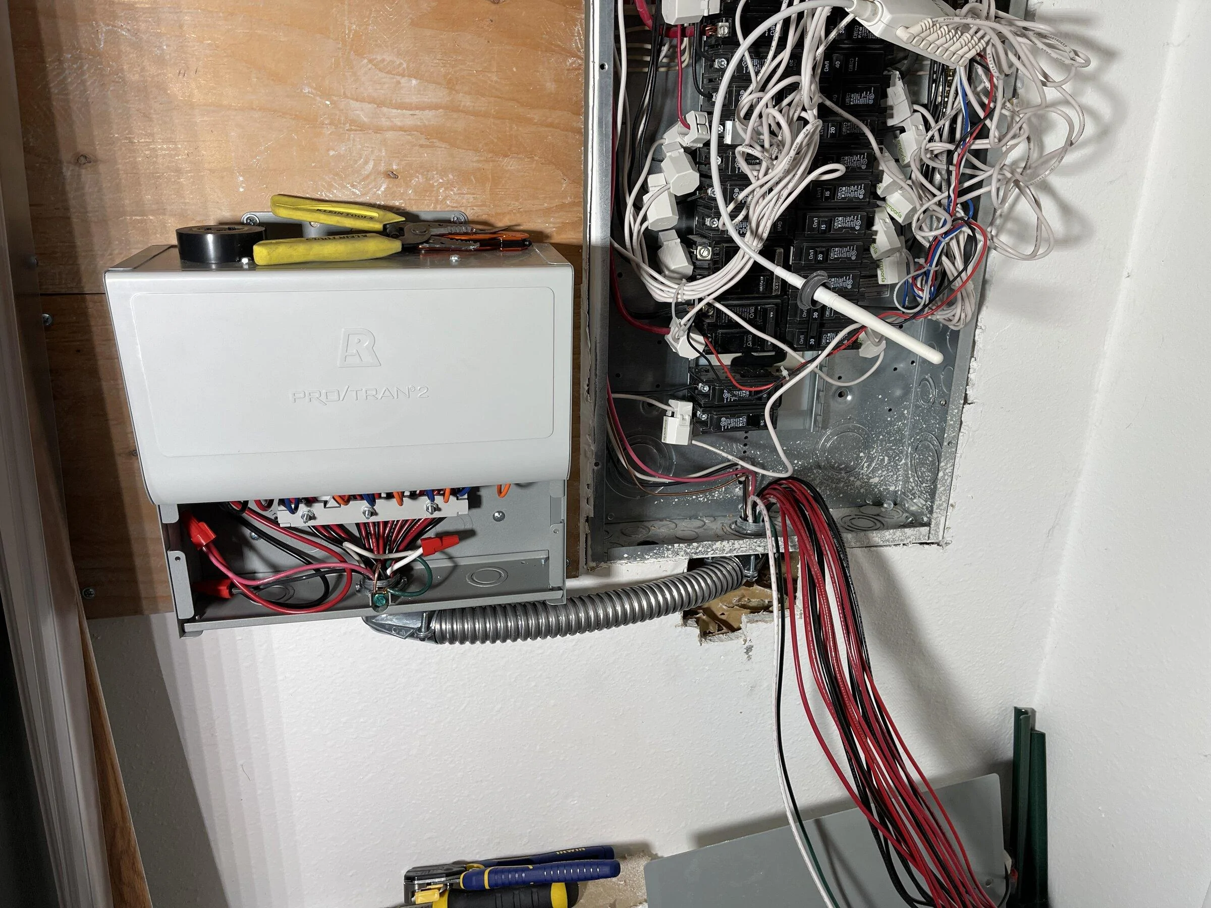 Ford F-150 Lightning Finished installing my charger & generator manual transfer switch [to provide emergency power to my house using 240v 30a plug in the truck bed] F4B668ED-CD8B-4693-BFDC-705DEB473F87