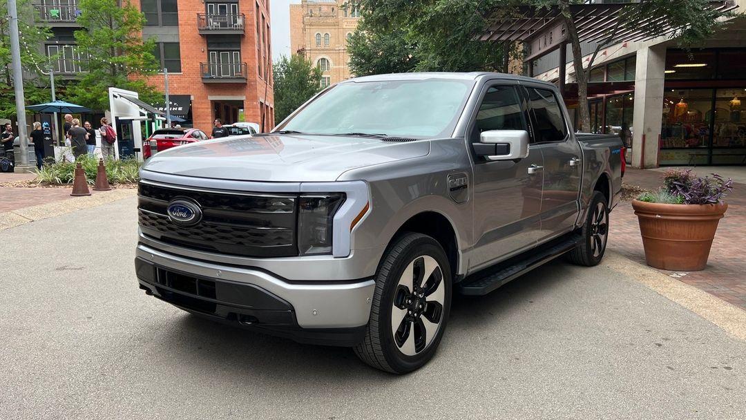 Ford F-150 Lightning ICONIC SILVER F-150 Lightning Photos & Club Iconic Silver F150 Lightning 1