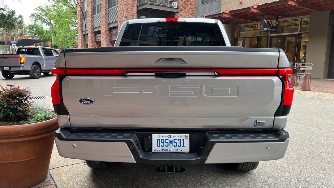 Ford F-150 Lightning ICONIC SILVER F-150 Lightning Photos & Club Iconic Silver F150 Lightning 2