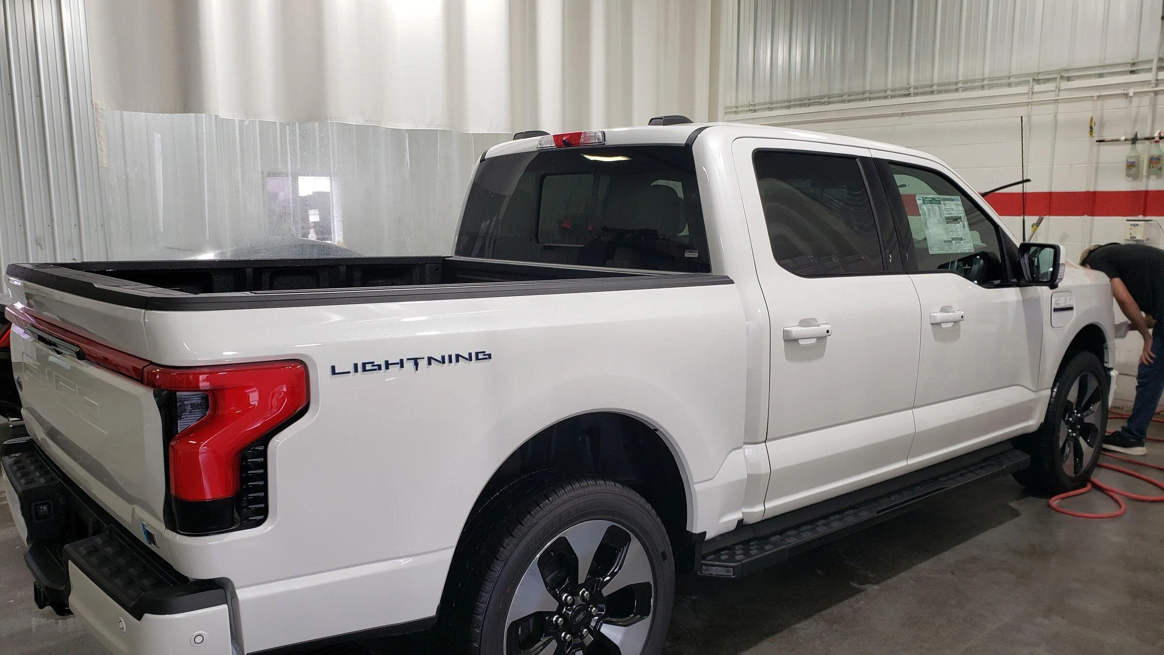 Ford F-150 Lightning ✅ 5/9 Lightning Build Week Group 1654178899905