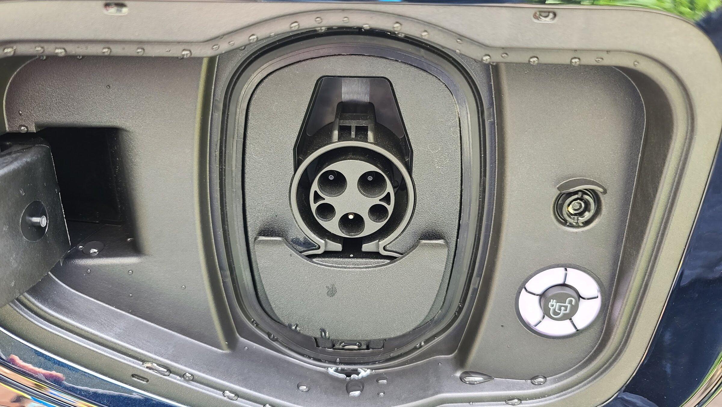 Ford F-150 Lightning ANTIMATTER BLUE F-150 Lightning Photos & Club 20220603_122557