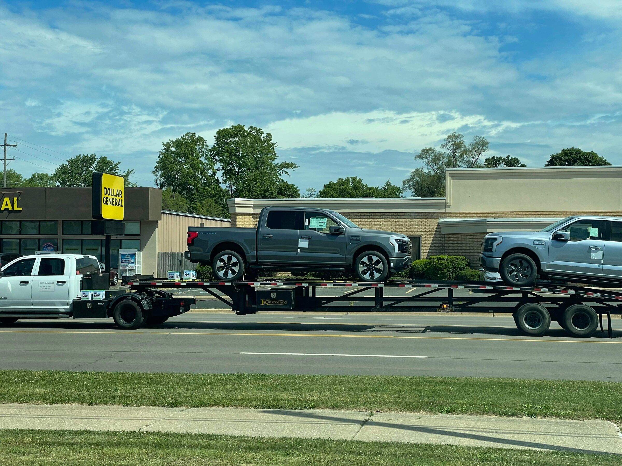 Ford F-150 Lightning ✅ 5/23 Lightning Build Week Group CC41C697-CF1B-479A-890C-7D1348DE992F