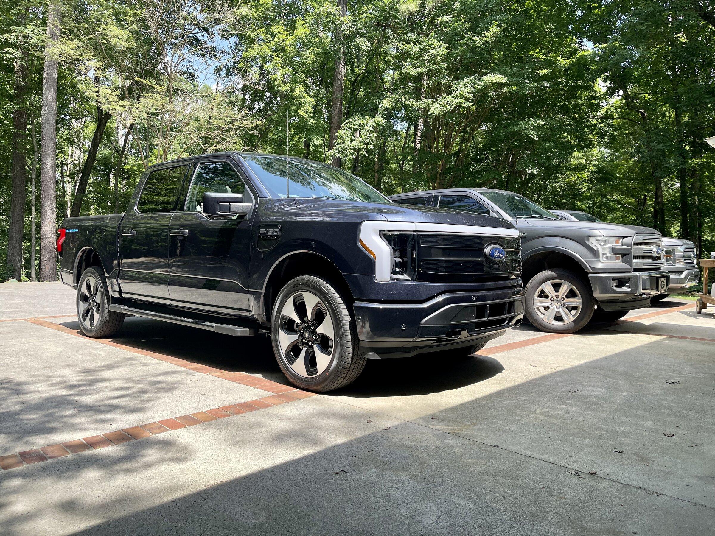 Ford F-150 Lightning Mine arrived and delivered early today!!! 02303E6D-ECB4-4D24-B782-A55EF3D462A5