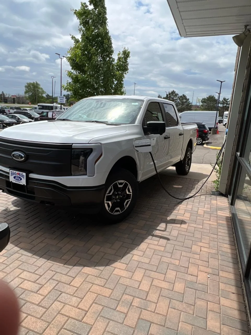 Ford F-150 Lightning List of dealers with Lightning DEMO MANNEQUINS AVAILABLE FOR TEST DRIVES 676053602_20220604_114400