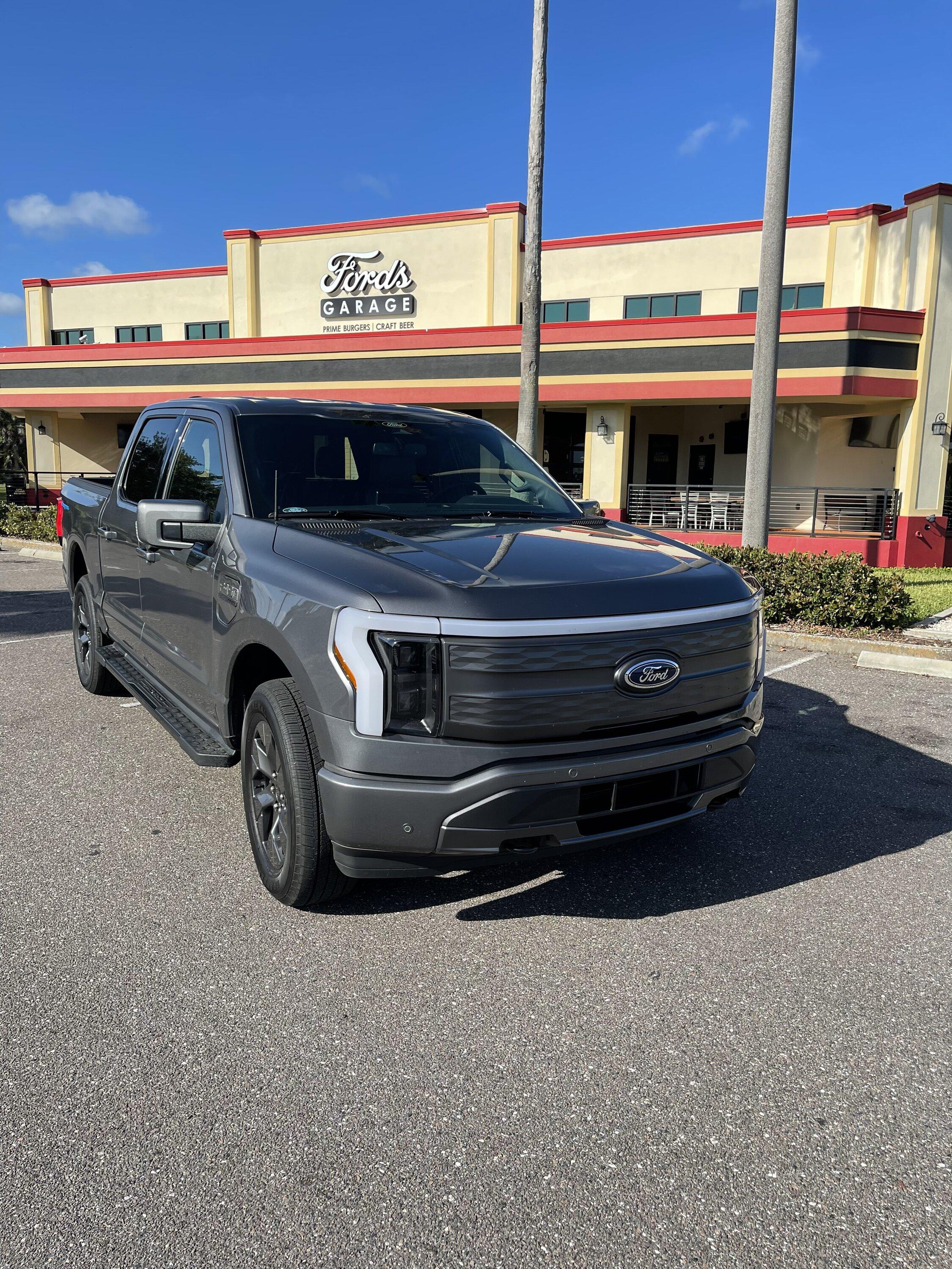 Ford F-150 Lightning CARBONIZED GRAY F-150 Lightning Photos & Club 85A3BAD0-14C1-45EB-92E4-71ECA5429B68