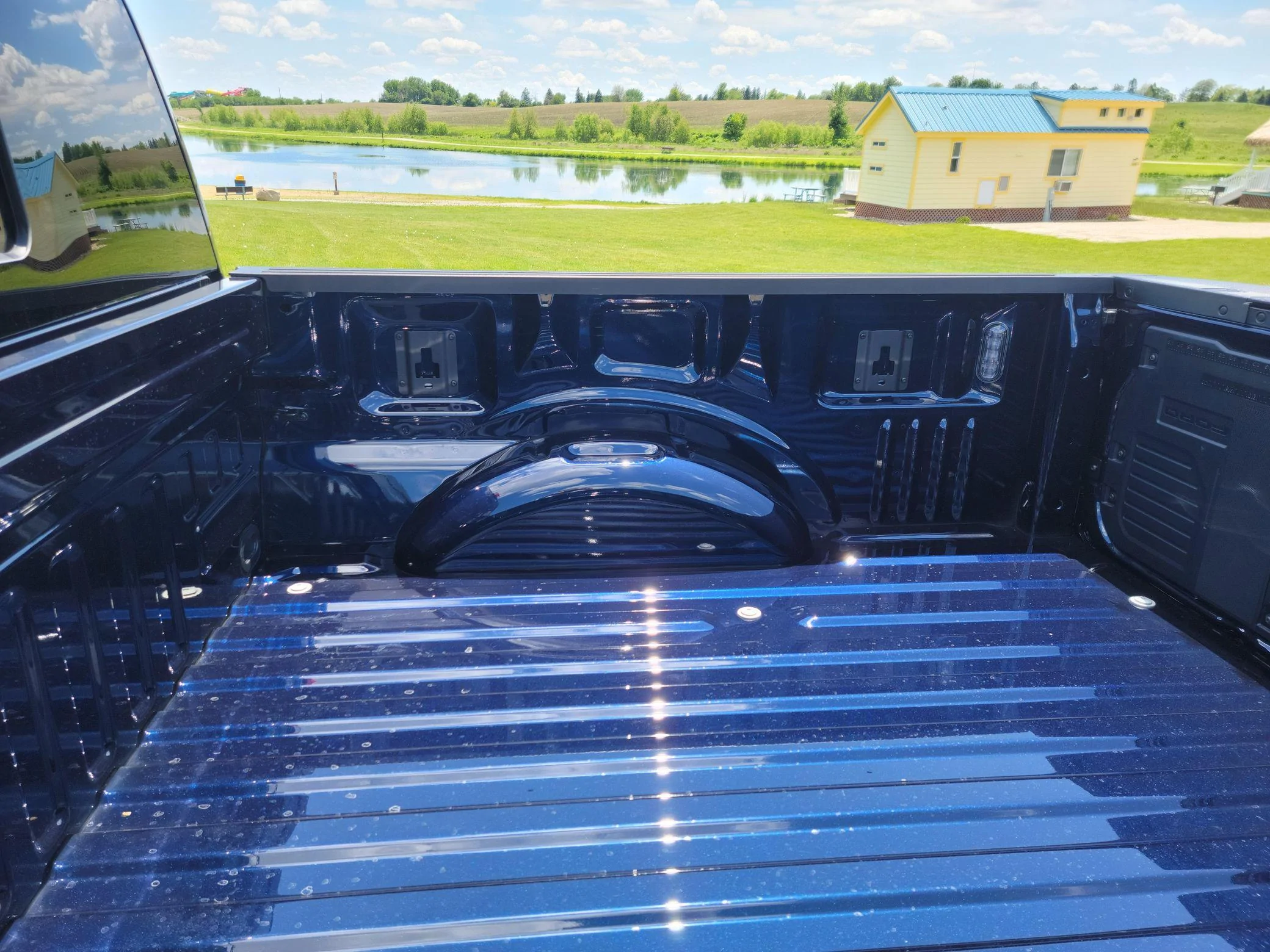 Ford F-150 Lightning ANTIMATTER BLUE F-150 Lightning Photos & Club 3zWjLGLz--VVG3nzK-