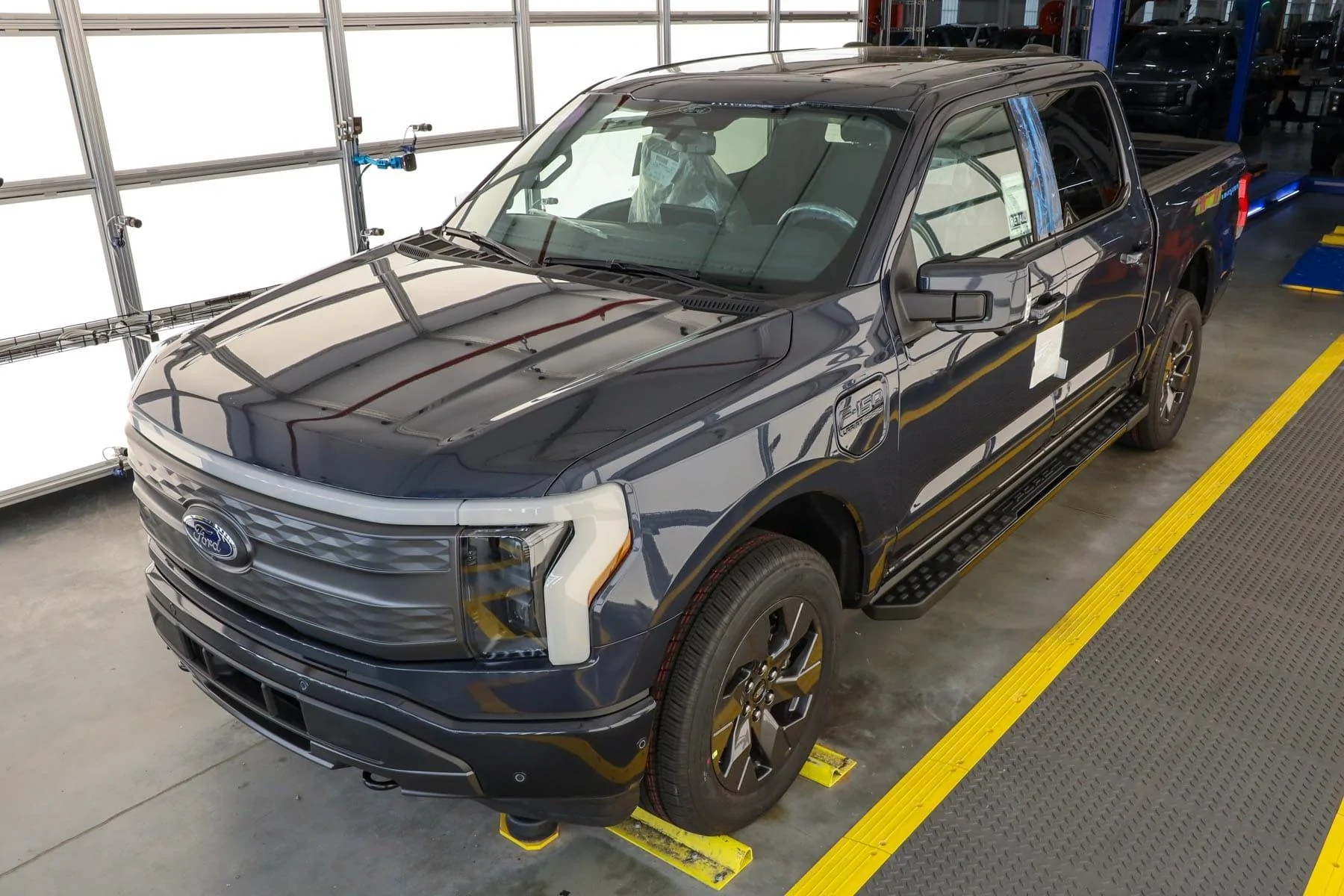Ford F-150 Lightning SMOKED QUARTZ F-150 Lightning Photos & Club Smoked Quartz Metallic F150 Lightning