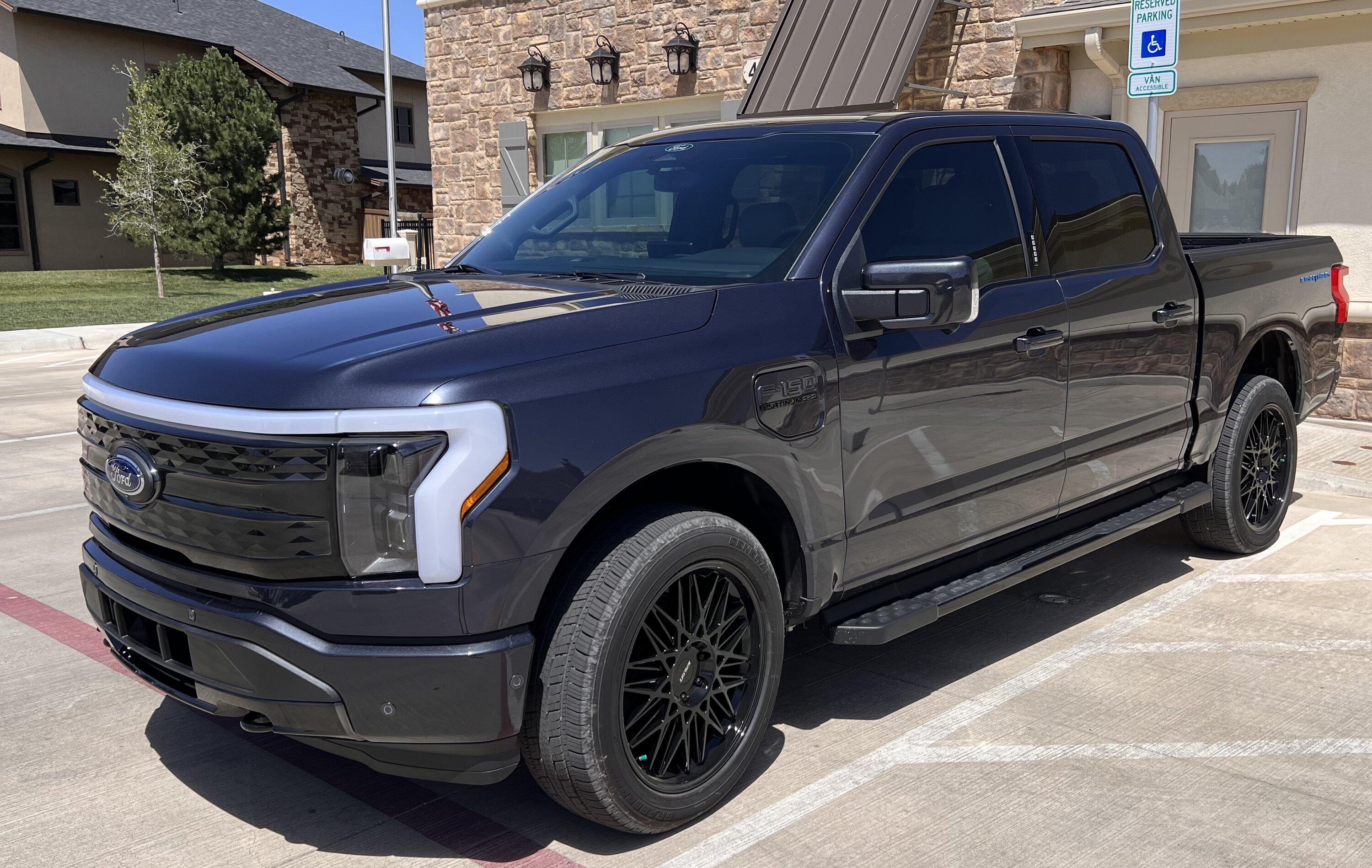 Ford F-150 Lightning SMOKED QUARTZ F-150 Lightning Photos & Club 8587033B-6486-46A2-A78A-3A67A1ED83A9