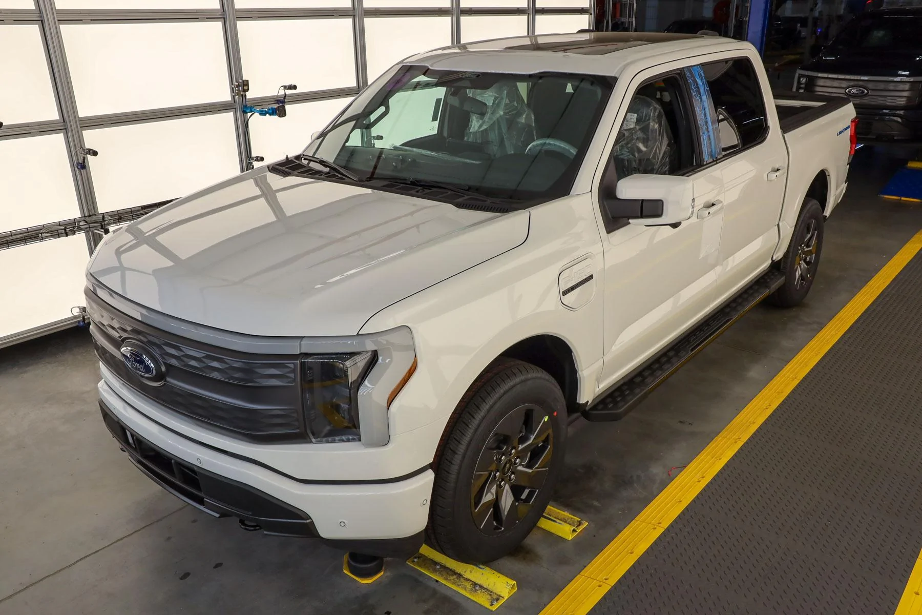 Ford F-150 Lightning ✅ 5/16 Lightning Build Week Group imag