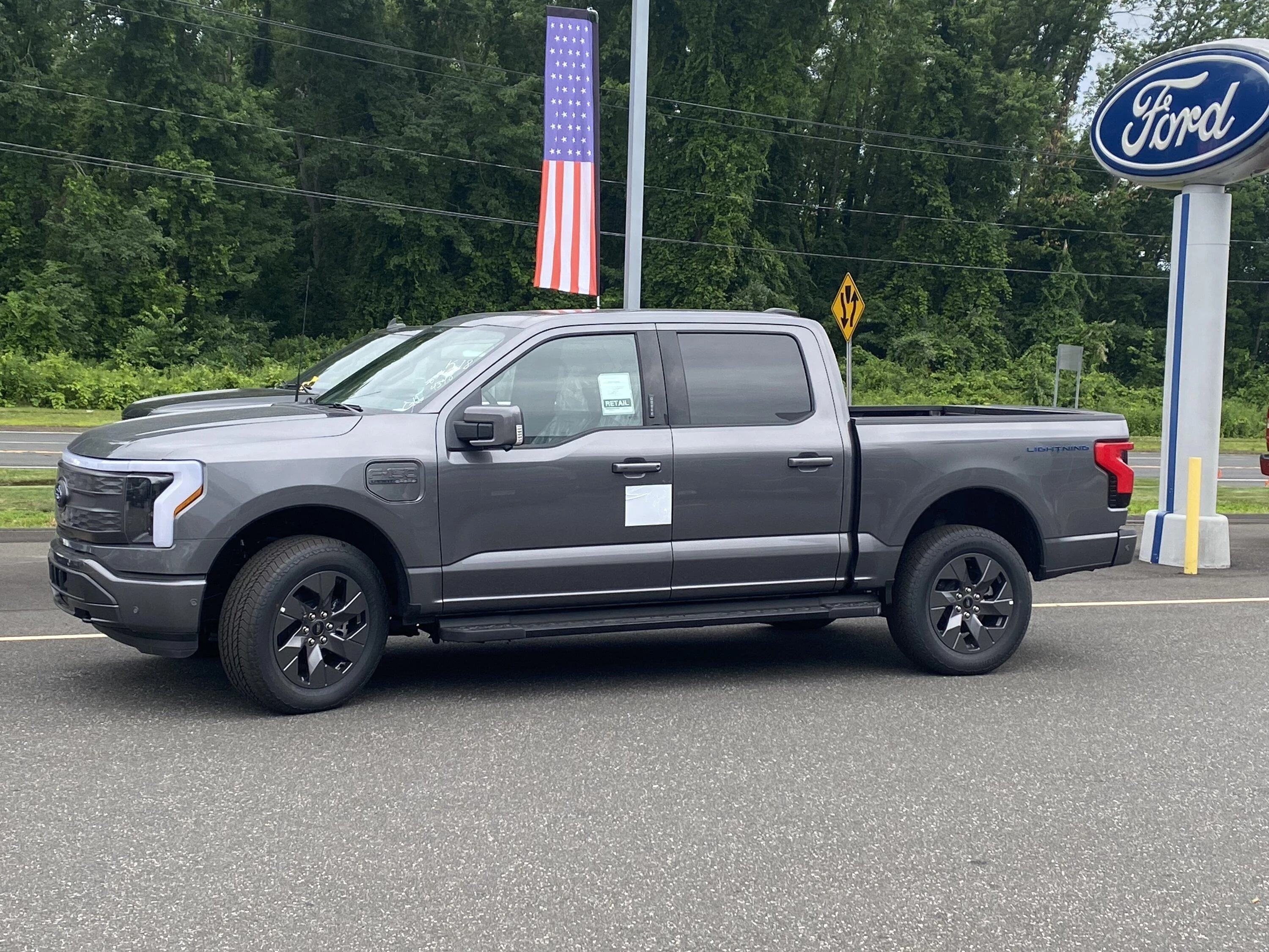 Ford F-150 Lightning ✅ 5/9 Lightning Build Week Group 69A458BF-8E91-4450-BA1A-28B58E9D7A48