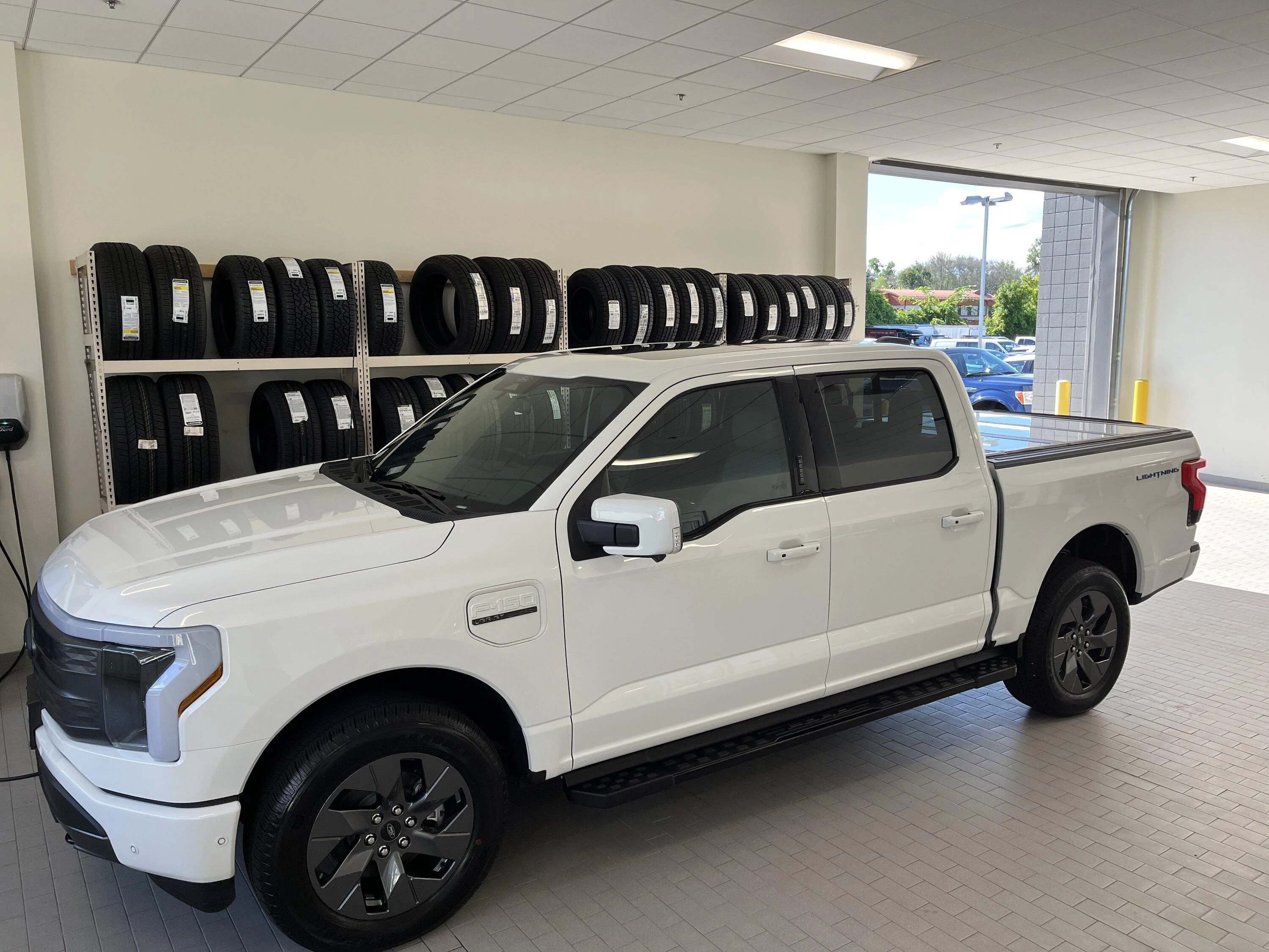 Ford F-150 Lightning Any color matching tonneau cover buyers? 70EDED92-78CB-478A-B313-8D9DDECD9826