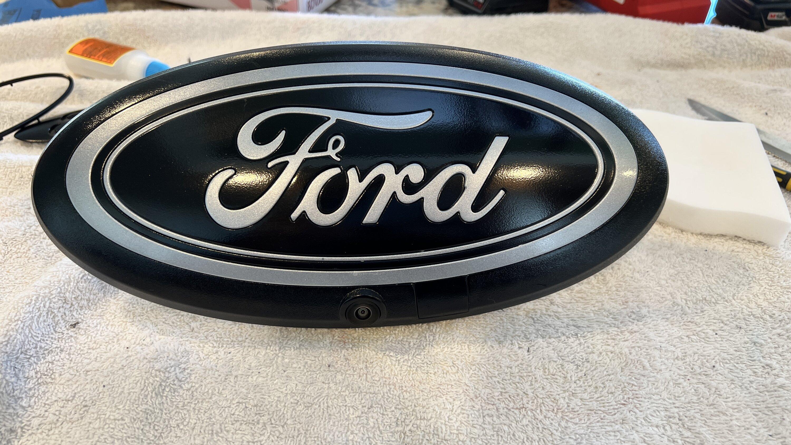 Ford F-150 Lightning Iced Blue Silver Lightning Build. Mods: PPF matte finish, Line-X, gloss black painted grille, black wrapped roof, wheels 671BC1B9-5FE1-406C-9FC7-AF29FB56BDB0