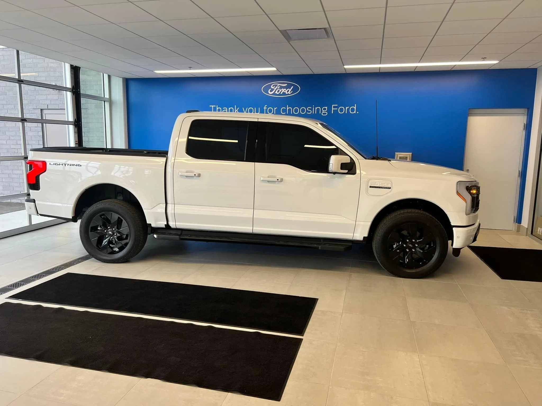 Ford F-150 Lightning Gloss Black Wrap Grill on Star White F-150 Lightning Lariat Gloss Black Wrap Grill on F-150 Lightning2