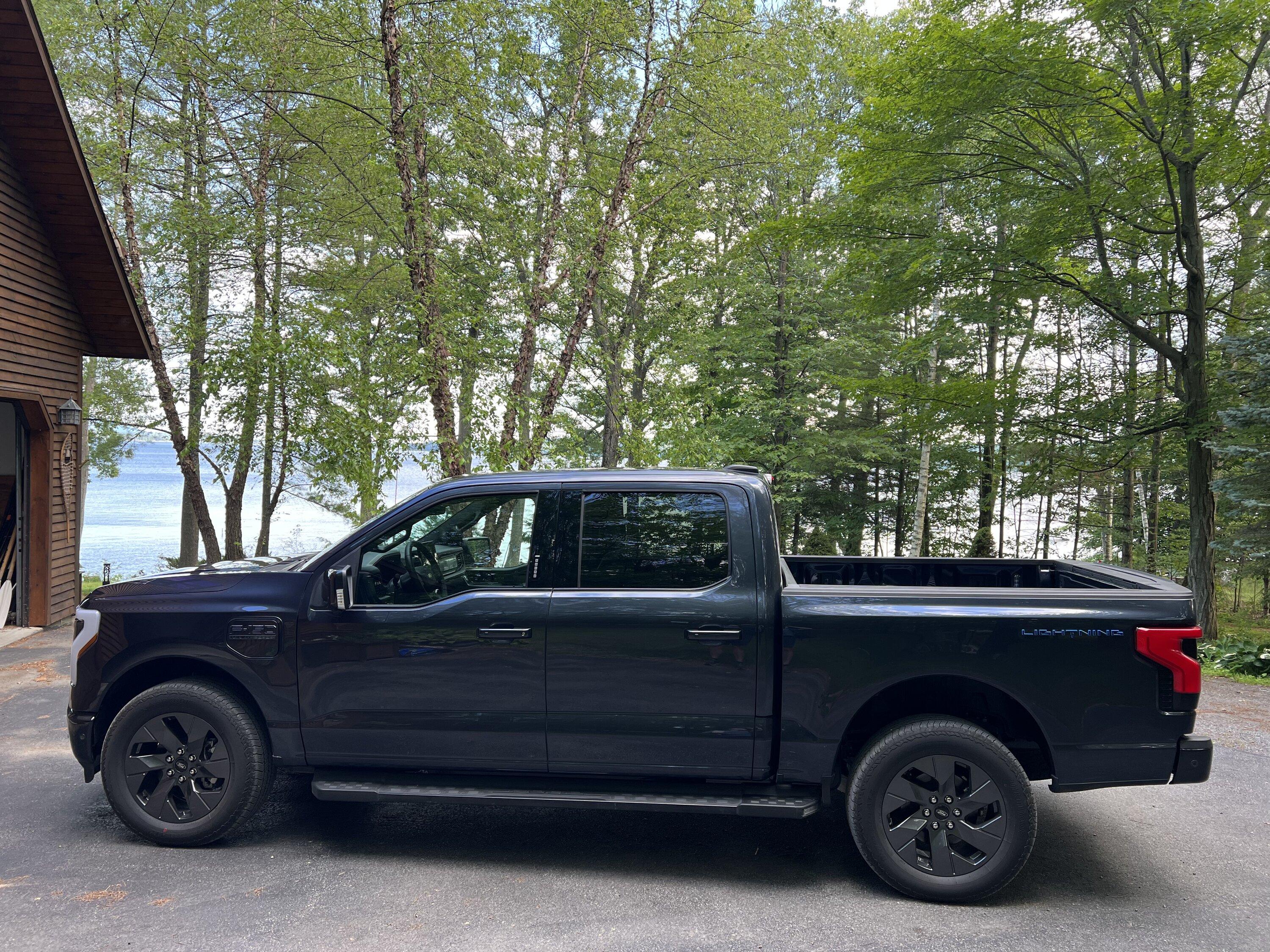 Ford F-150 Lightning ✅ 4/25 Lightning Build Week Group C55C86A8-98D2-4BB3-83F5-B0D35BE76A05