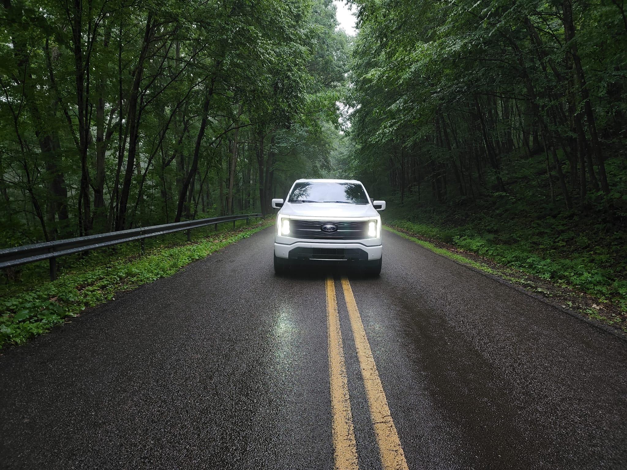 Ford F-150 Lightning STAR WHITE F-150 Lightning Photos & Club Star White F-150 Lightning 1