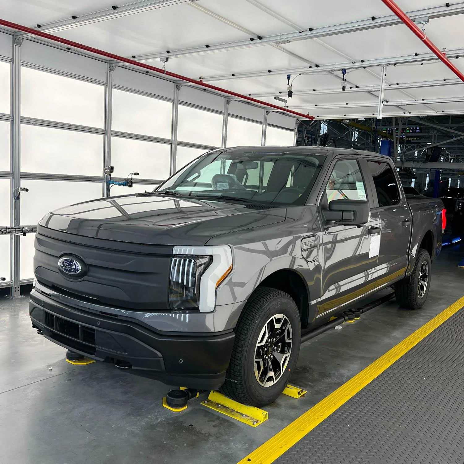 Ford F-150 Lightning CARBONIZED GRAY F-150 Lightning Photos & Club 8FBB0DCA-60FA-4AA9-92D6-938261FC102B
