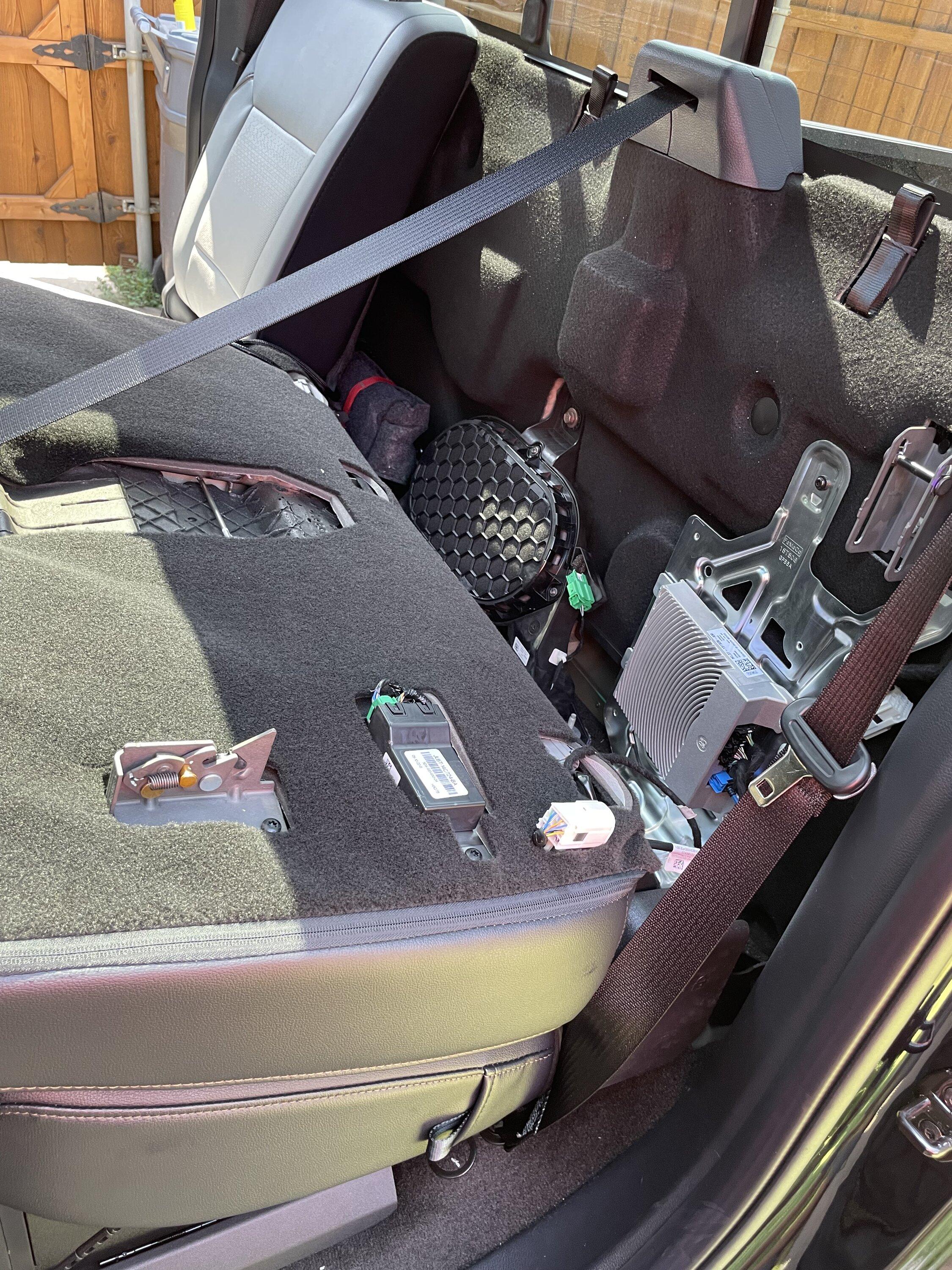 Ford F-150 Lightning 2022 Lightning - B&O stereo : good sound / performance? upgrading? IMG_1689