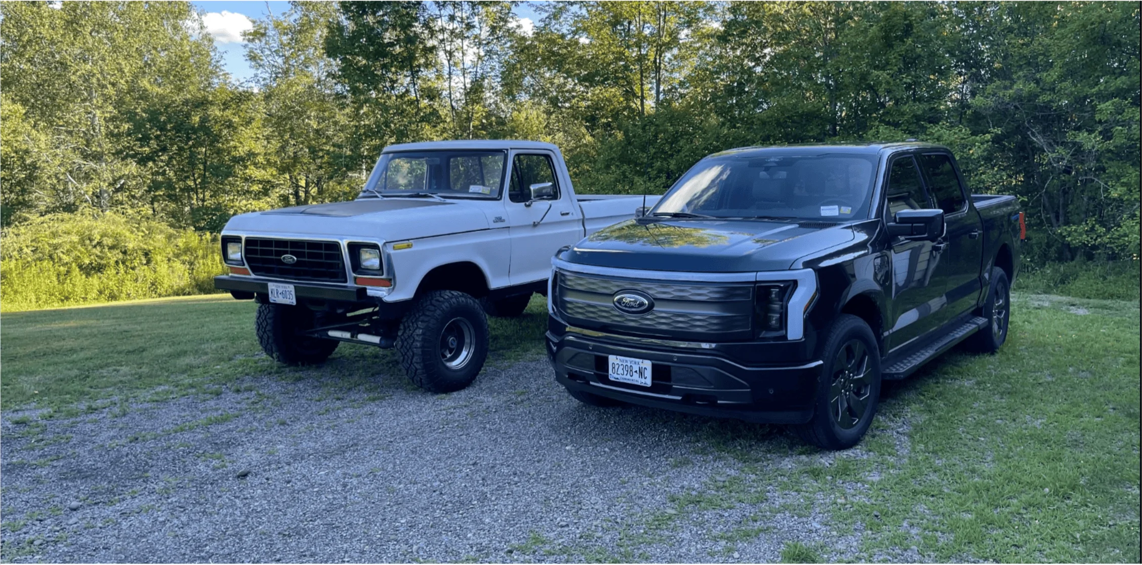 Ford F-150 Lightning ✅ 5/23 Lightning Build Week Group duo