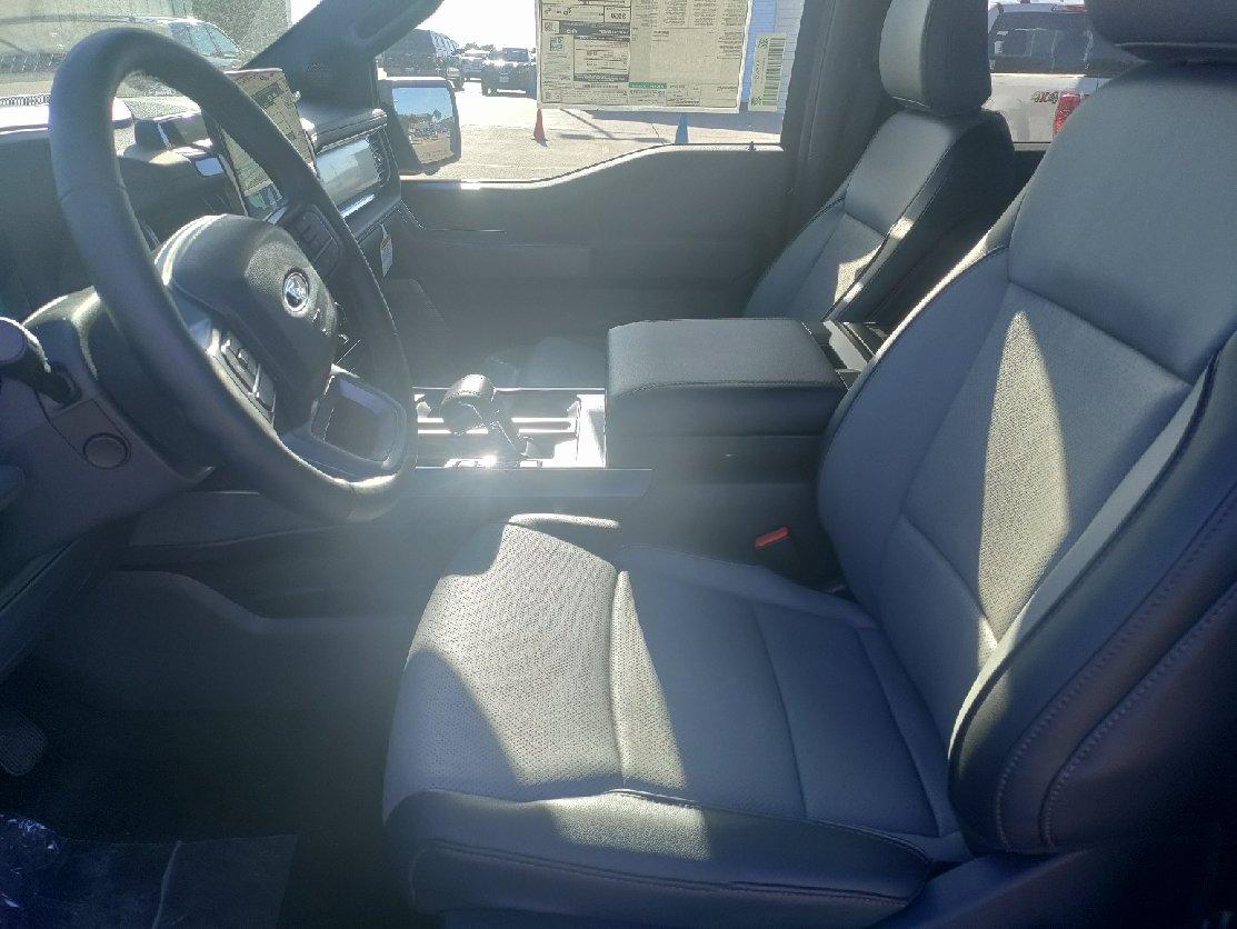 Ford F-150 Lightning ✅ 6/6 Lightning Build Week Group E69BA653-58D0-4B1F-B468-EC40D7726DDE