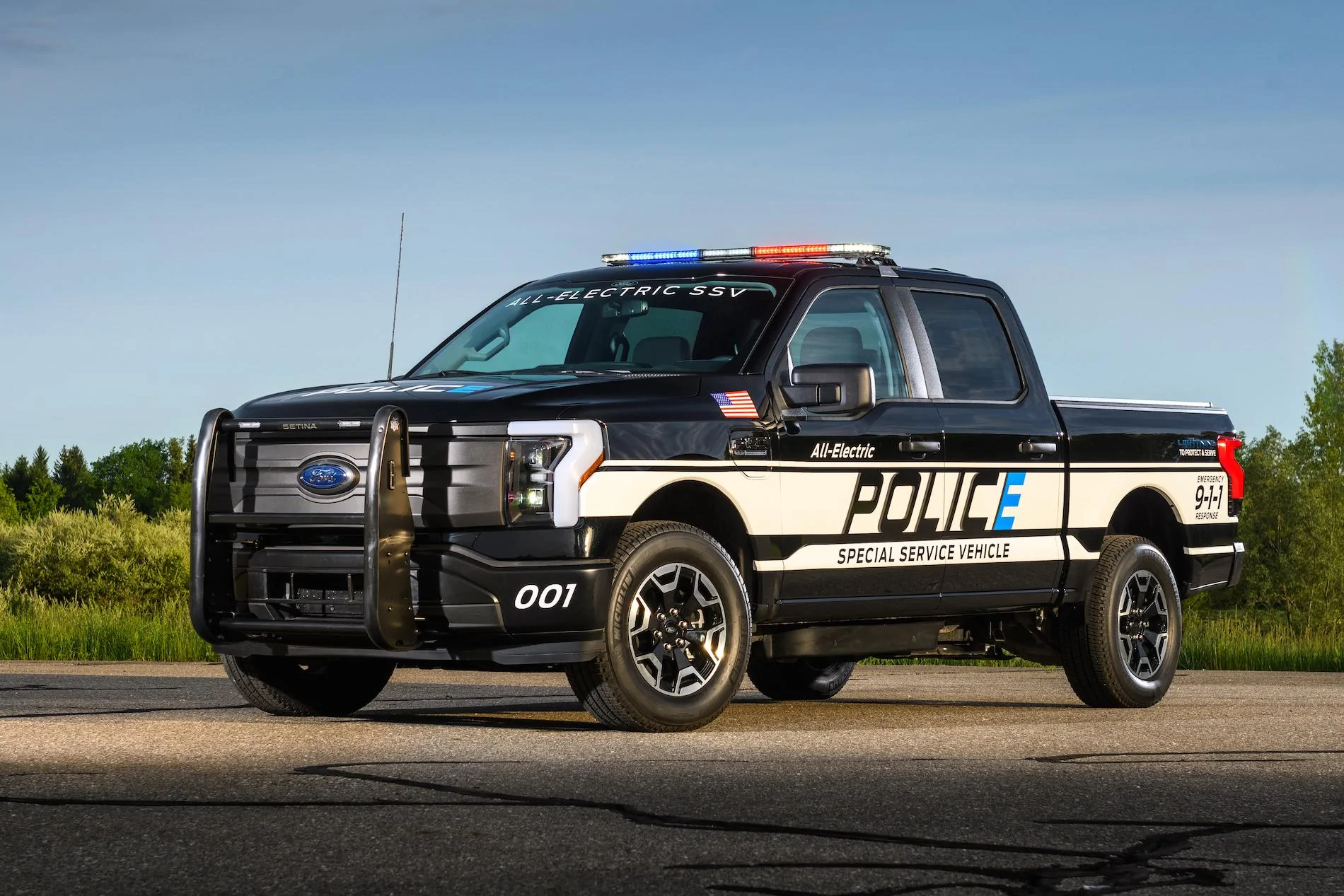 Ford F-150 Lightning Ford Unveils 2023 F-150 Lightning PRO SSV Electric Police Truck 150-lightning-pro-ssv-electric-police-truck-6-jpeg