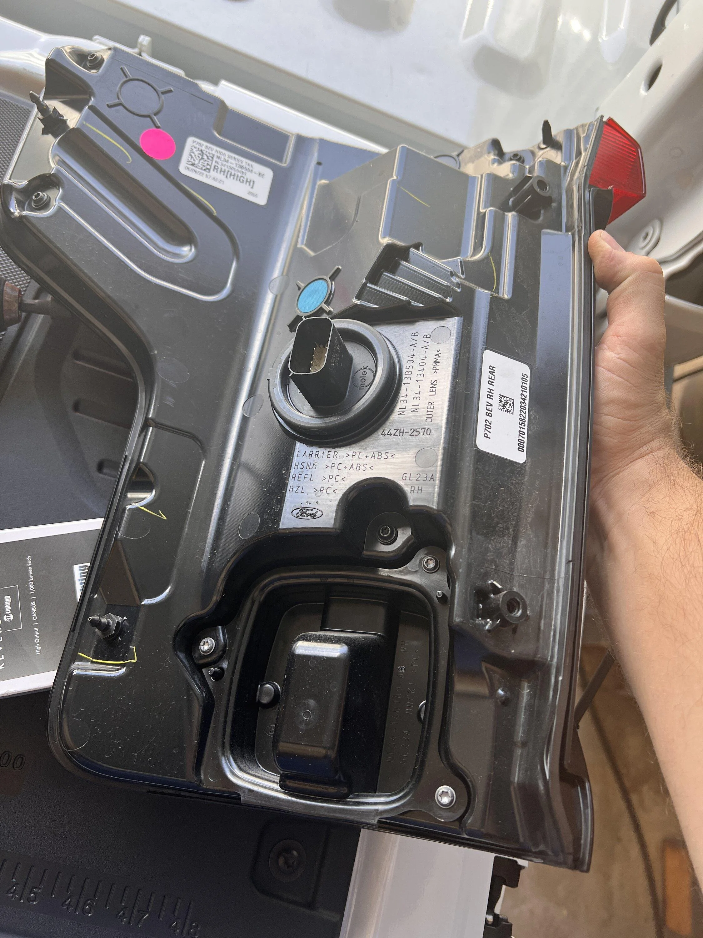 Ford F-150 Lightning No upgrading reverse bulbs: taillight housing now single unit 323513ED-8365-42C0-8A02-36D6360F5D43