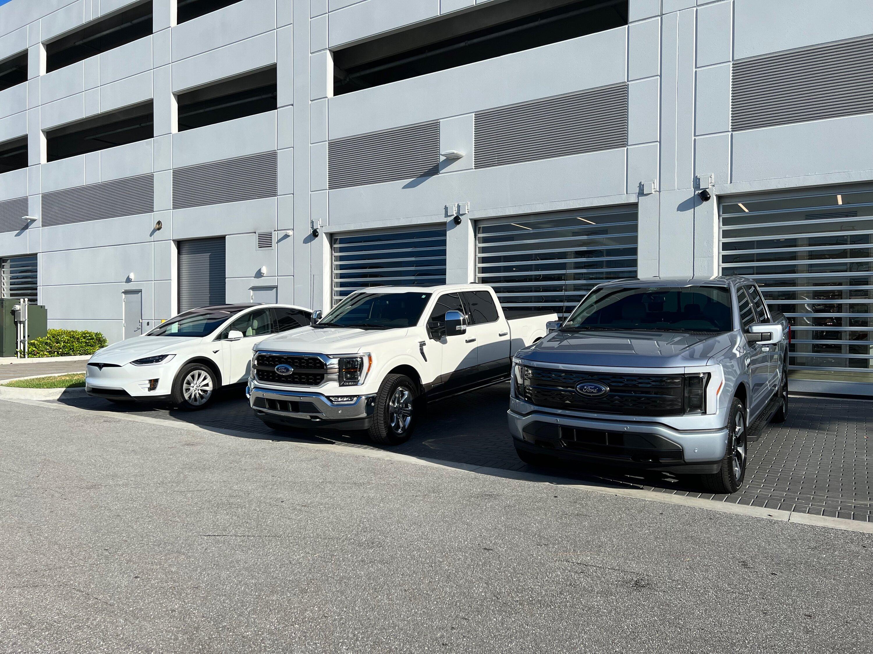 Ford F-150 Lightning ICED BLUE SILVER F-150 Lightning Photos & Club IMG_1739