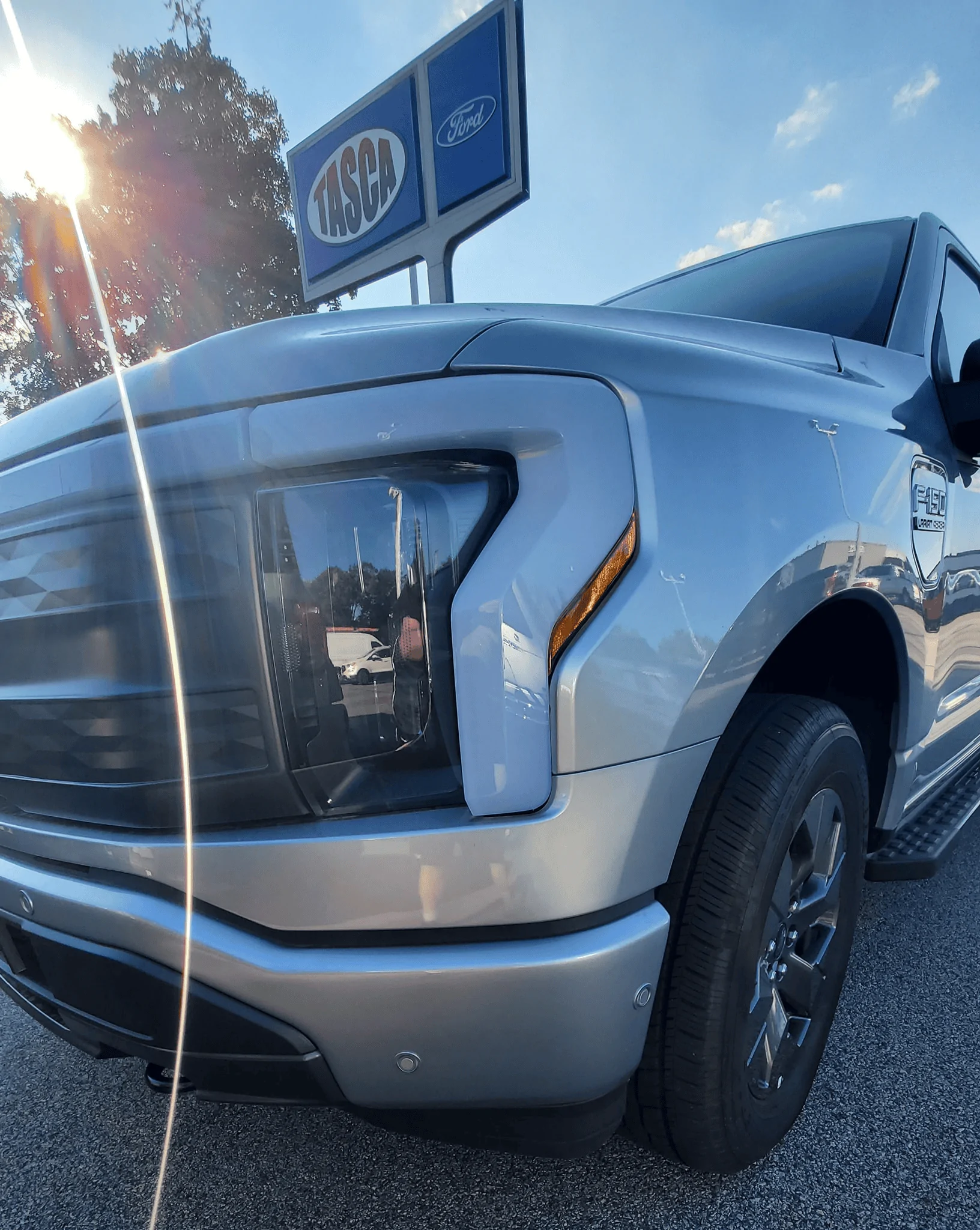 Ford F-150 Lightning ✅ 6/6 Lightning Build Week Group 1659569558667