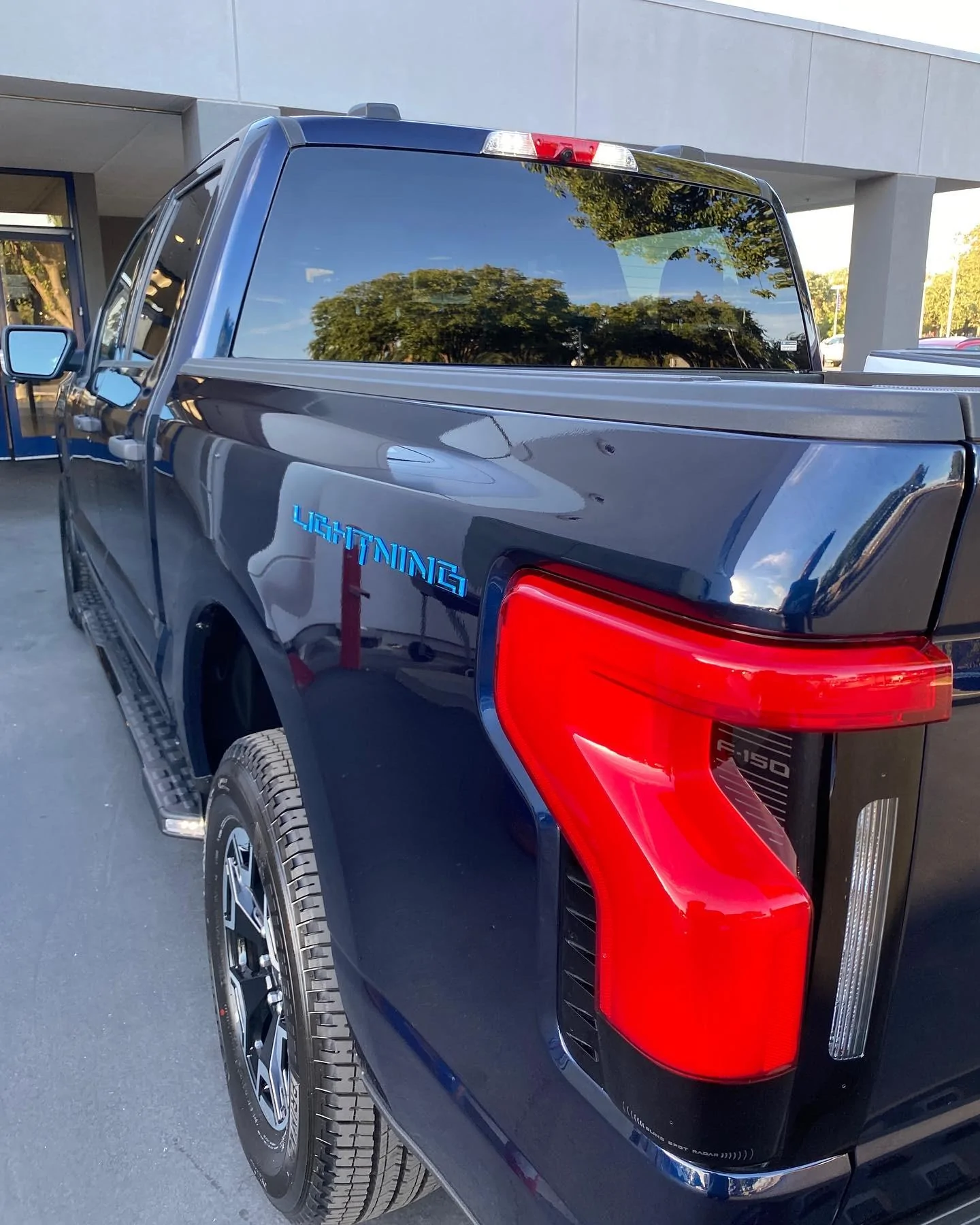 Ford F-150 Lightning Antimatter Blue Lightning 37B72C6A-DB1B-431F-927C-9BE44778E01F