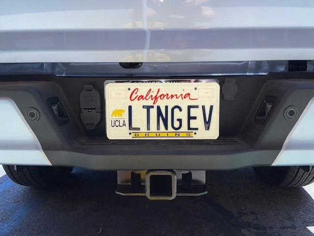 Ford F-150 Lightning Front license plates options for CA - standard holder, vinyl plate, flip out, digital or none ? 68314813962__CB0BA318-3D31-420D-8BA5-6B7E7020814B