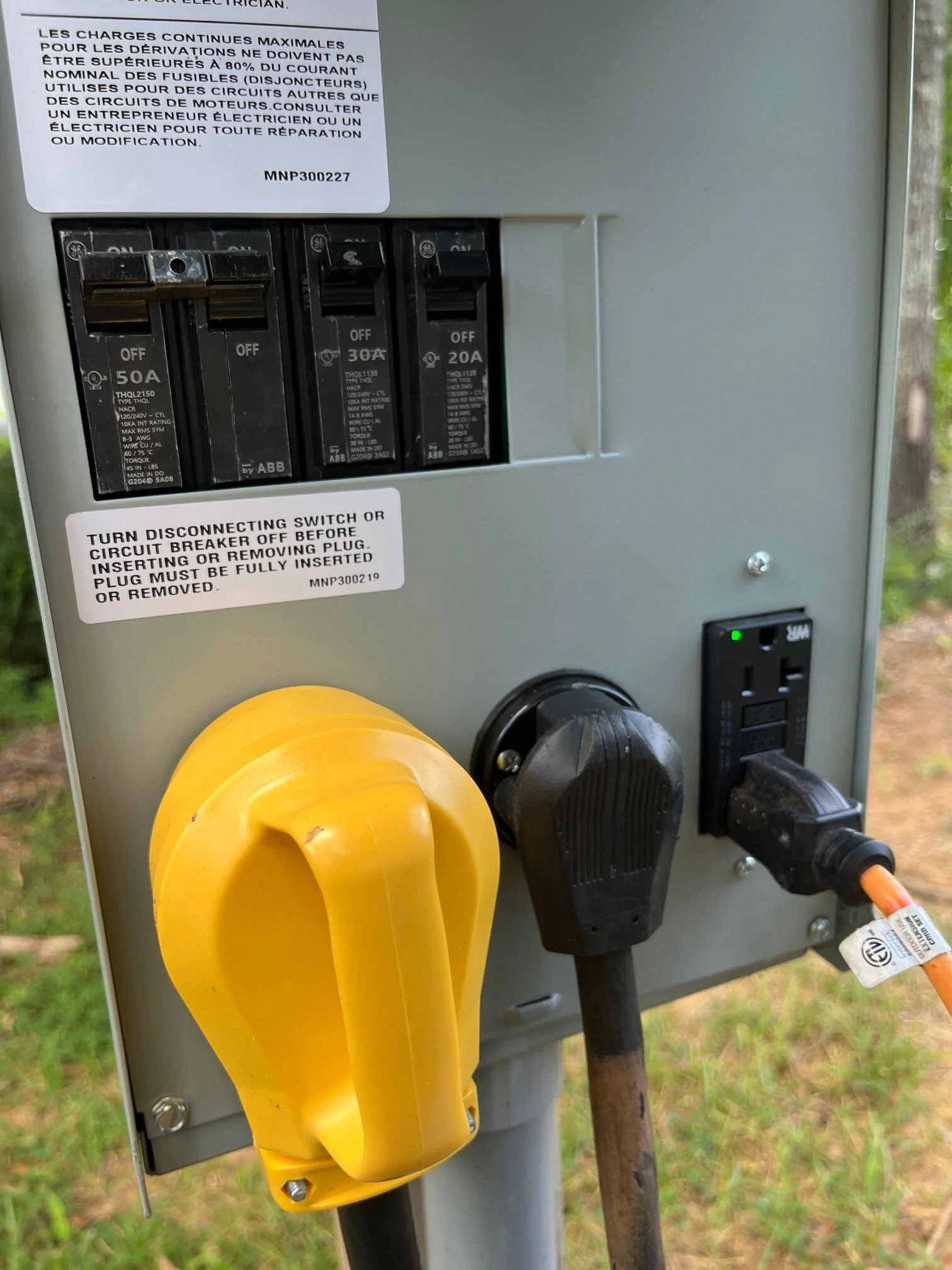 Ford F-150 Lightning Successfully Charging with TWO 30amp 120v outlets, for 240v power, at a campground... FULL HOOKUP at Campground