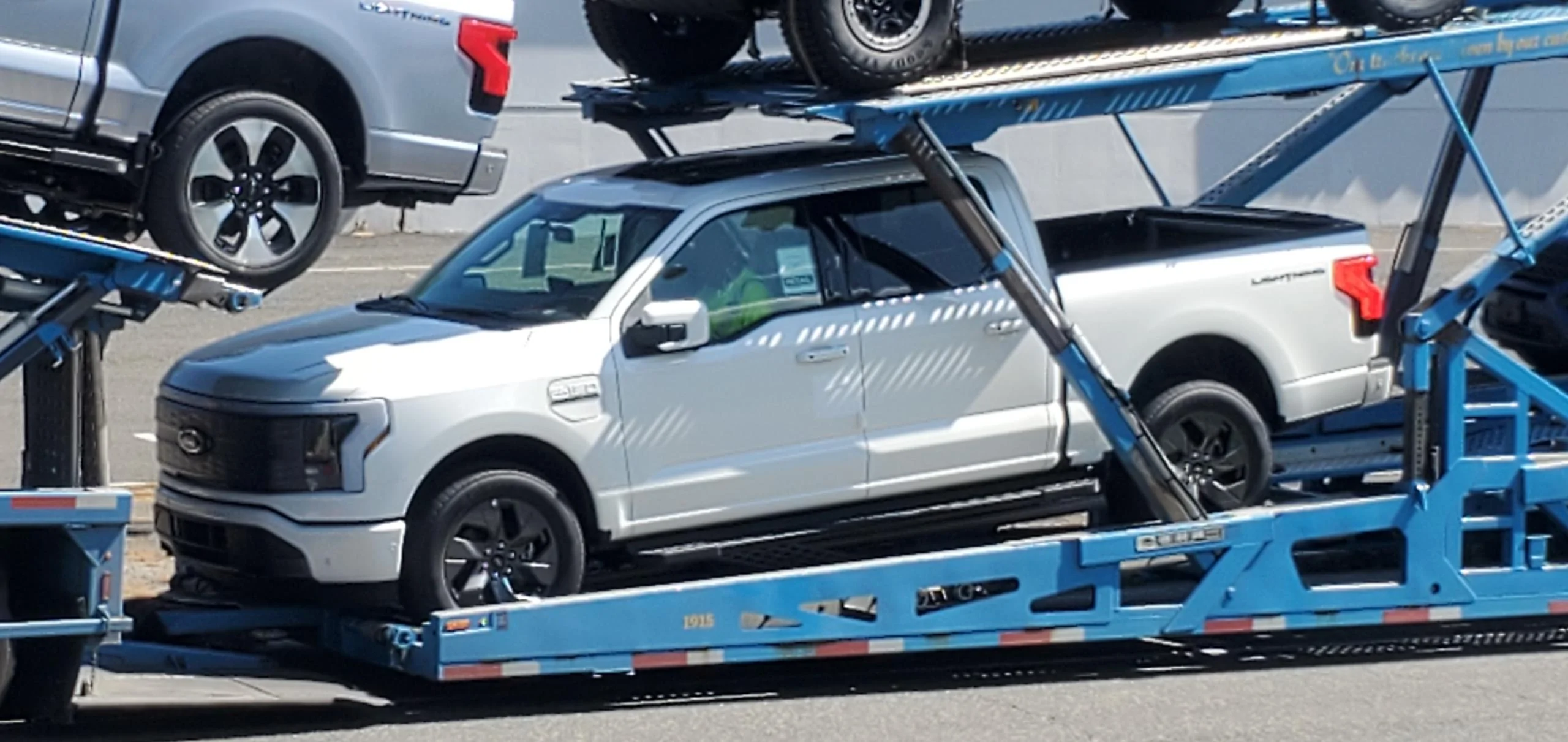 Ford F-150 Lightning ✅ 8/1 Lightning Build Week Group Lightning