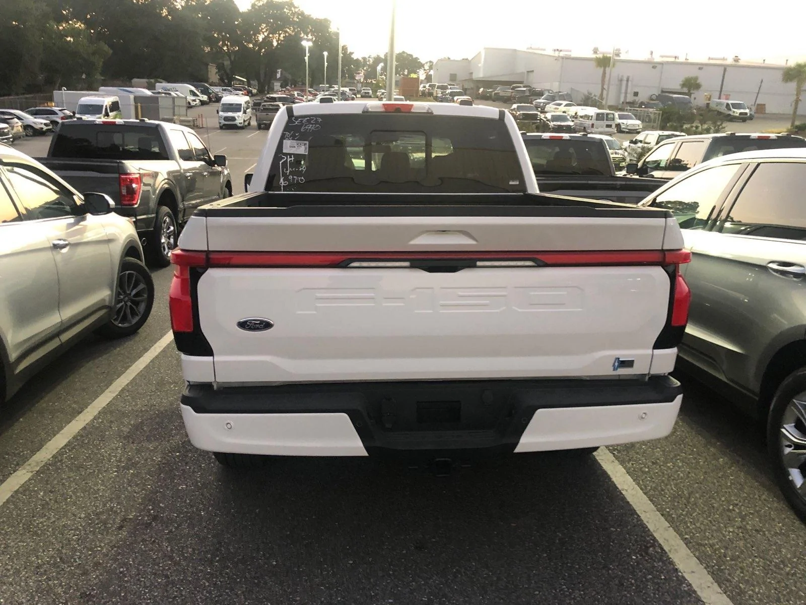 Ford F-150 Lightning ✅ 6/6 Lightning Build Week Group IMG_20220919_200420