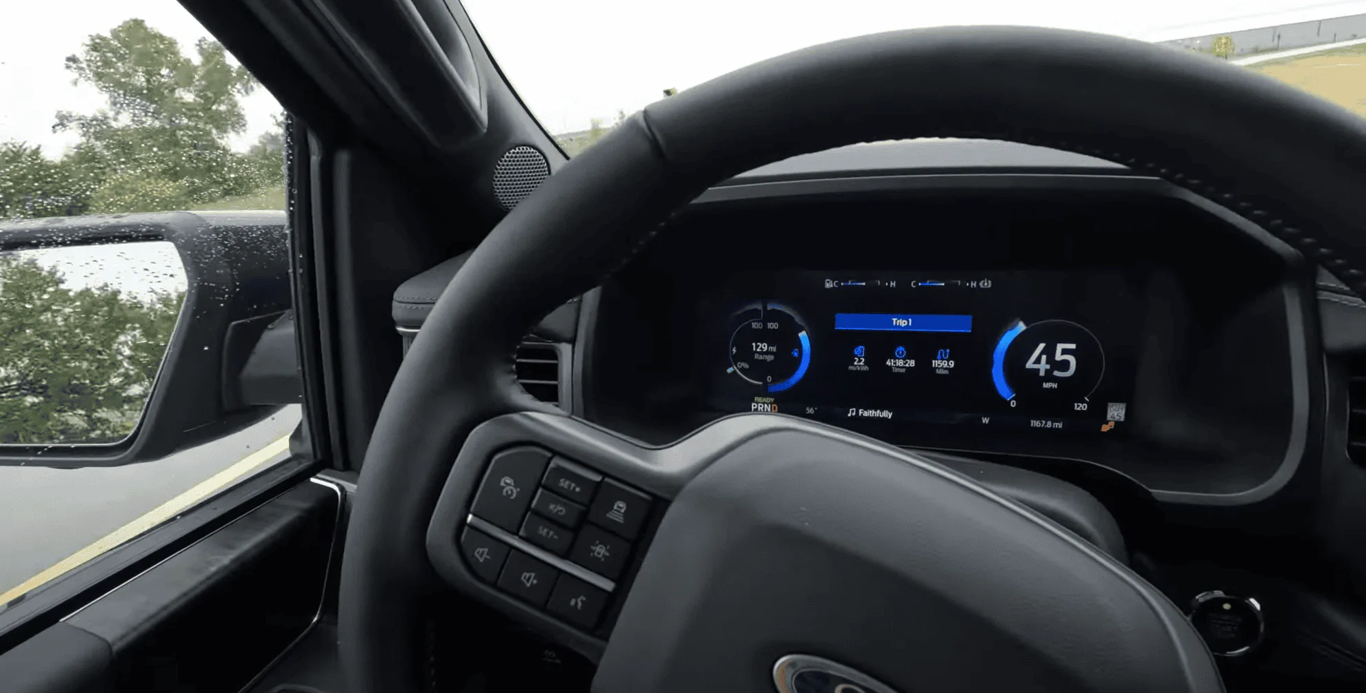 Ford F-150 Lightning Hoovie Fails at Owning a Truck 1664203747293