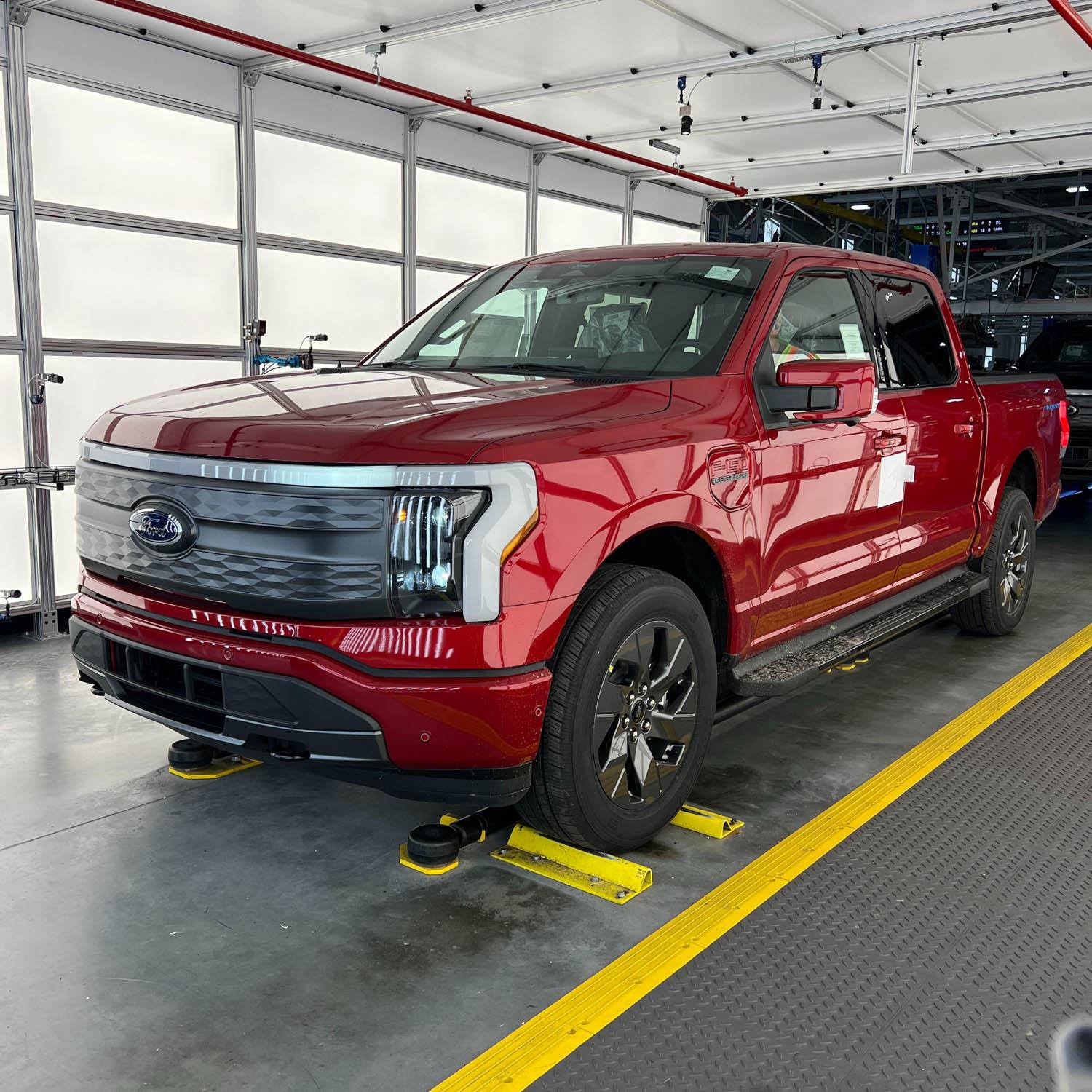 Ford F-150 Lightning ✅ 8/15/22 Lightning Build Week Group New Truck