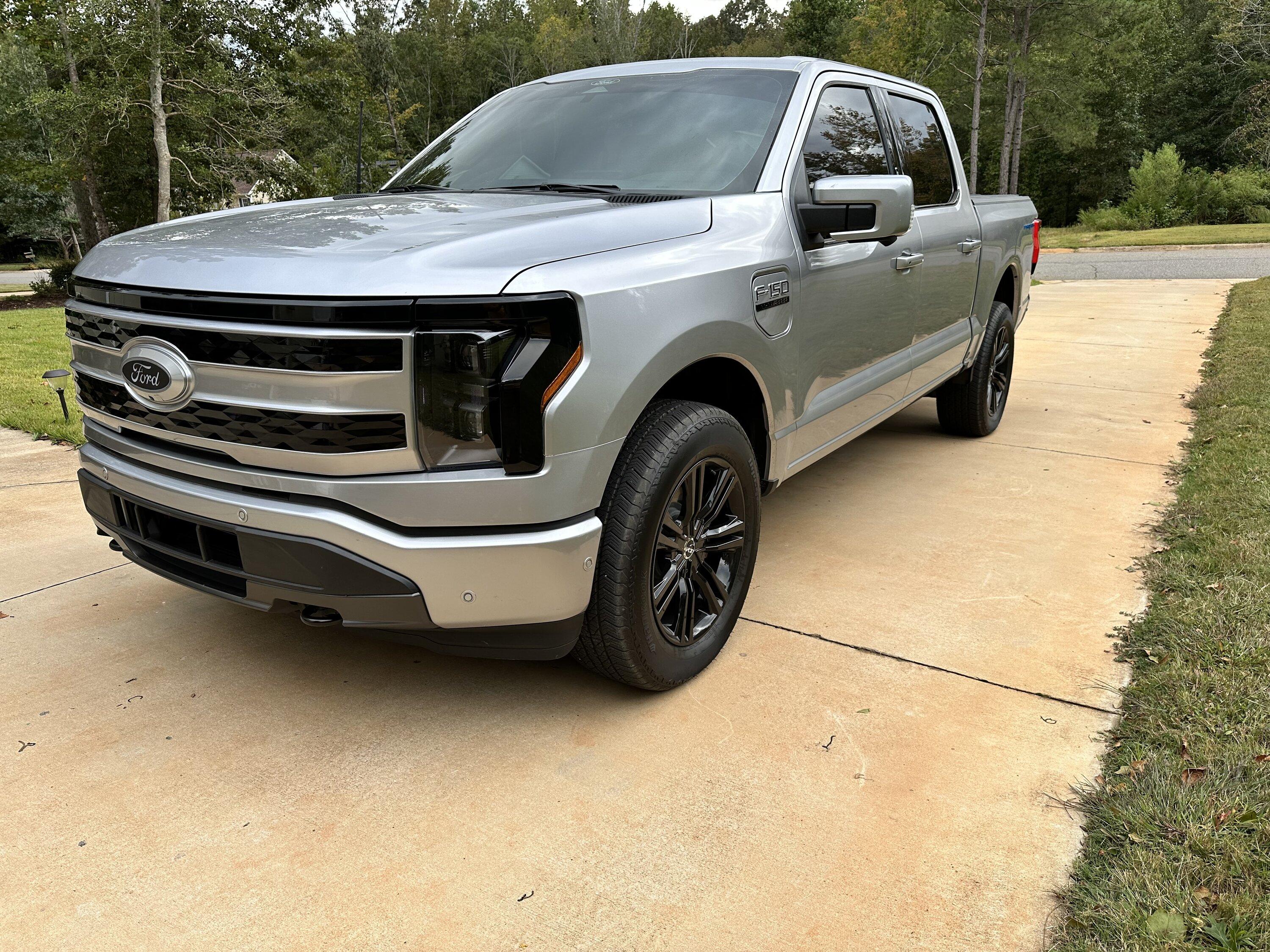 Ford F-150 Lightning ICONIC SILVER F-150 Lightning Photos & Club 4325CE0D-1847-458E-9B0A-3CDC705D2BB3