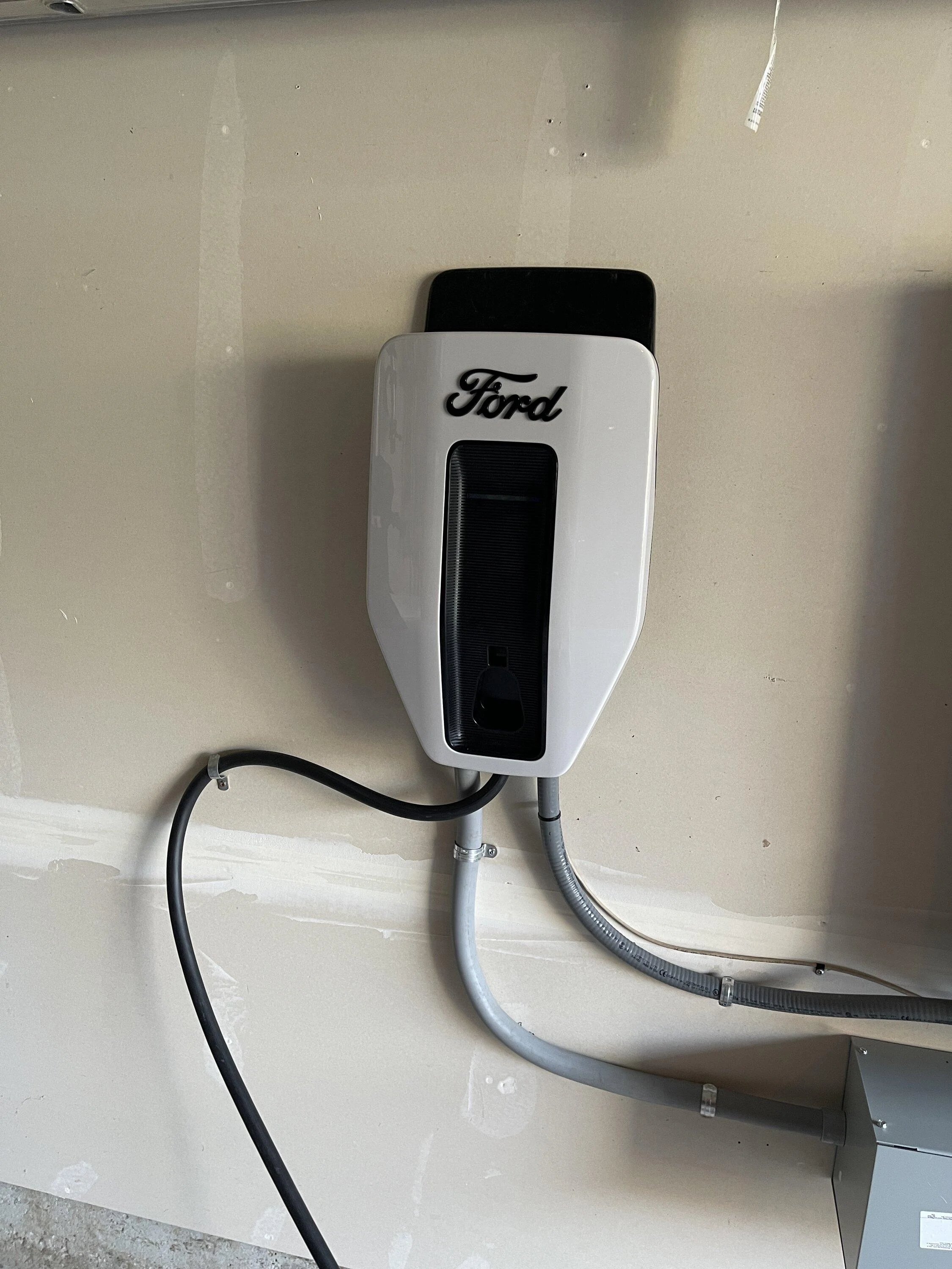 Ford F-150 Lightning Charge Station Pro and Home Integration System self-install 8D638A29-2F6D-41FE-A559-3DEAB02C0A5C