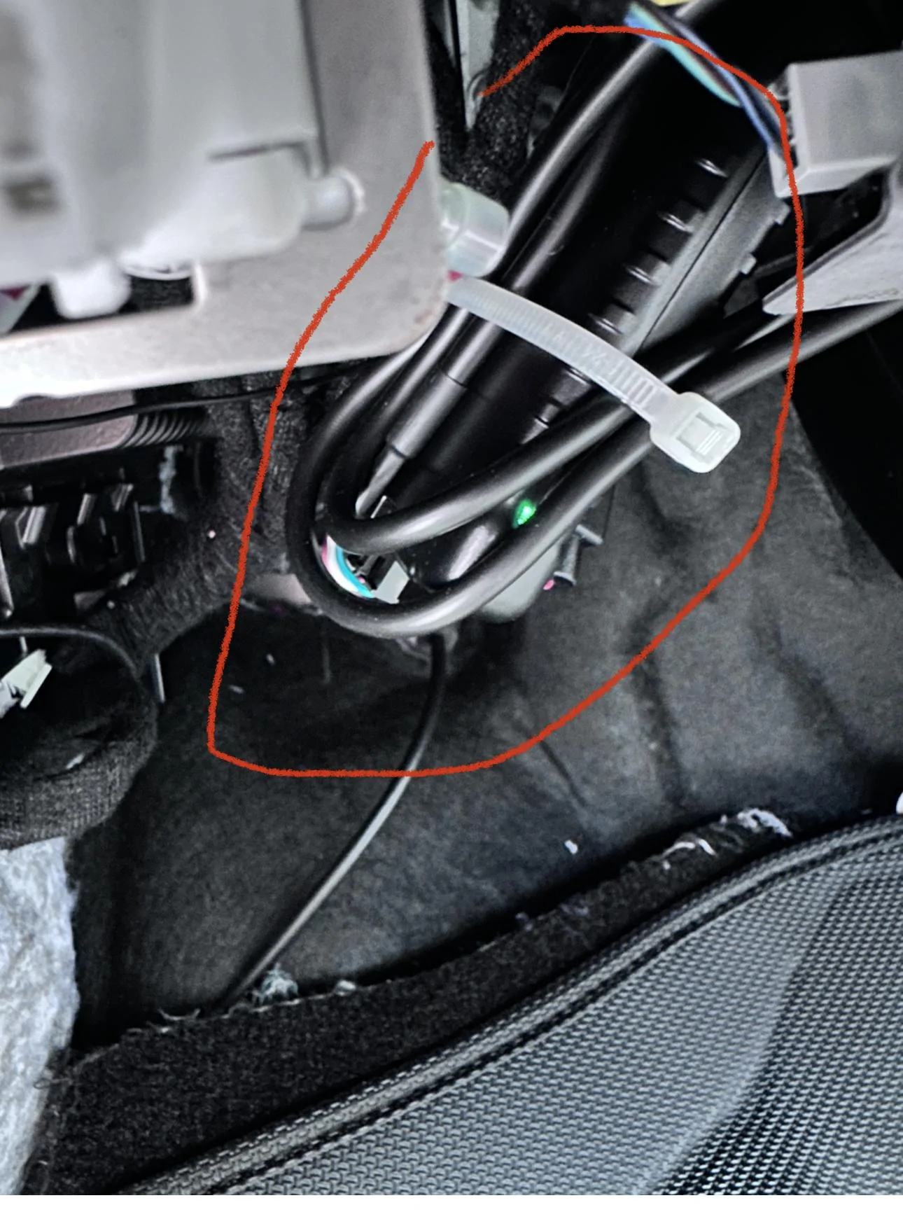 Ford F-150 Lightning Device under dashboard next to OBD. What is it? 0947E407-8D8F-48E2-91B7-71ACE0B50AFC