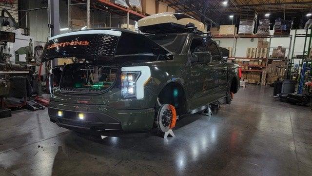 Ford F-150 Lightning Tjin Edition F-150 Lightning Build at SEMA 2022 7658715c-5d94-4a83-b401-cf0f2276b72b-jpe