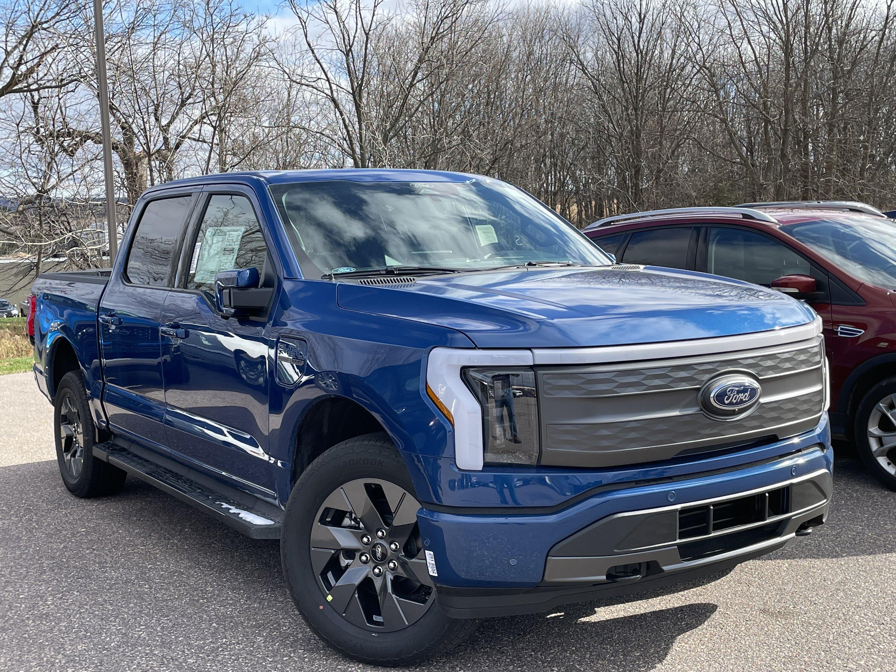 Ford F-150 Lightning ✅ 10/17/22 Lightning Build Week Group (MY22 & MY23) IMG_2100