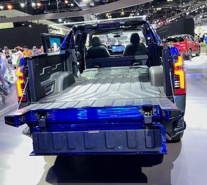 Ford F-150 Lightning 40k Silverado EV WT pricing LMFAO 🤣🤣🤣 IMG_9799.JPG