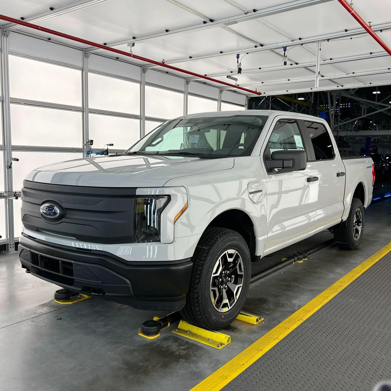 Ford F-150 Lightning ✅ 10/24 Lightning Build Week Group (MY2023) imag