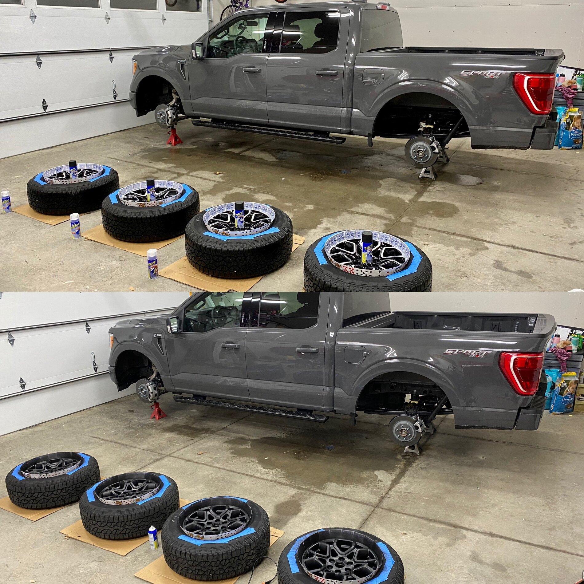 Ford F-150 Lightning Stock Wheel Offset: +44 mm / Size: 18x8.5 937C024D-EB28-4E1E-801A-8B96CCEAE82C