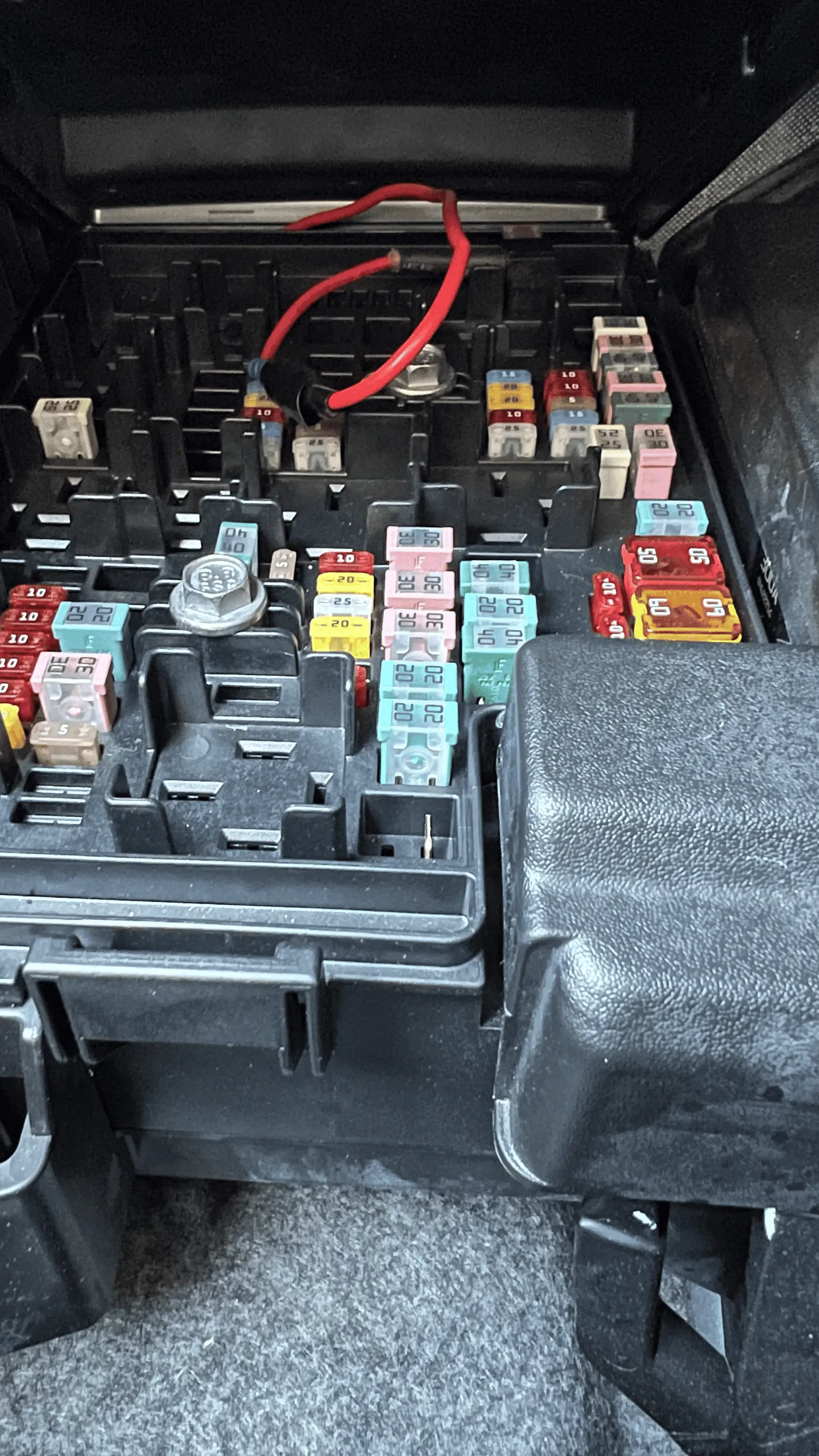 Ford F-150 Lightning F-150 Lightning LED Ford Emblem Swap. Step by Step Installation DIY Video. tempImagembCxJJ