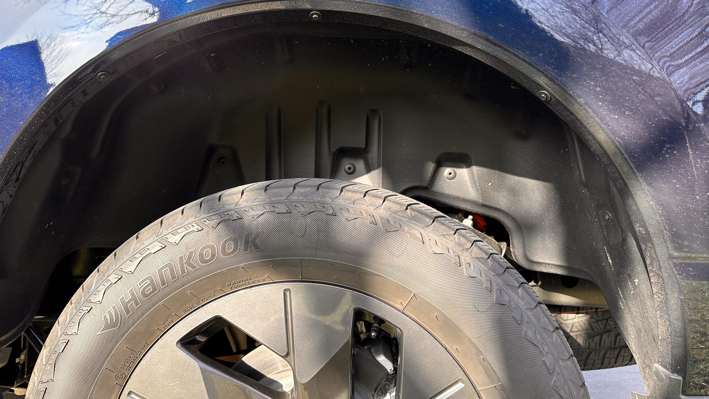 Ford F-150 Lightning Are These Wheel Well Liners 710D204C-55C9-4900-80D4-7B9F7A643B5D