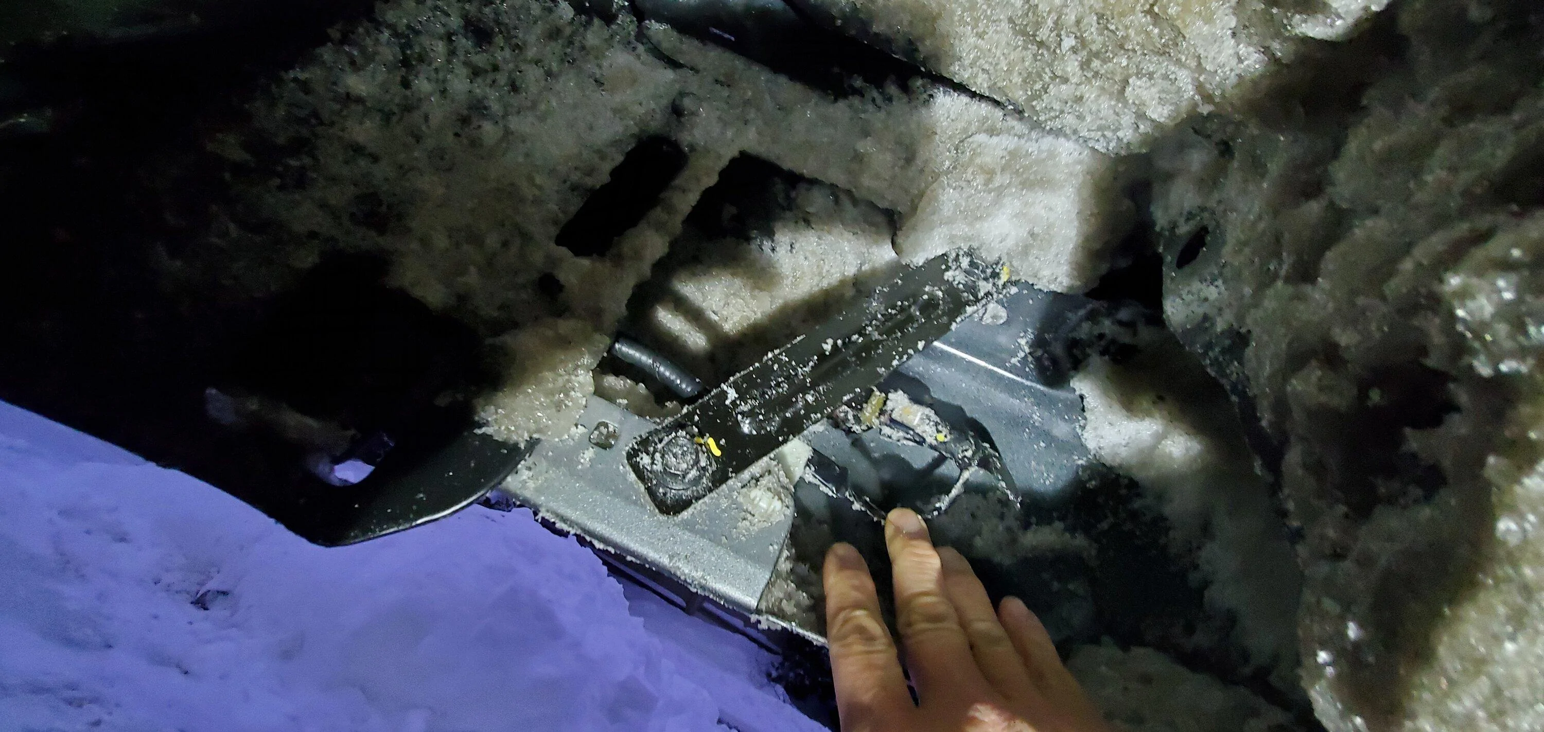 Ford F-150 Lightning Poor sensor wire routing! 20221220_163007