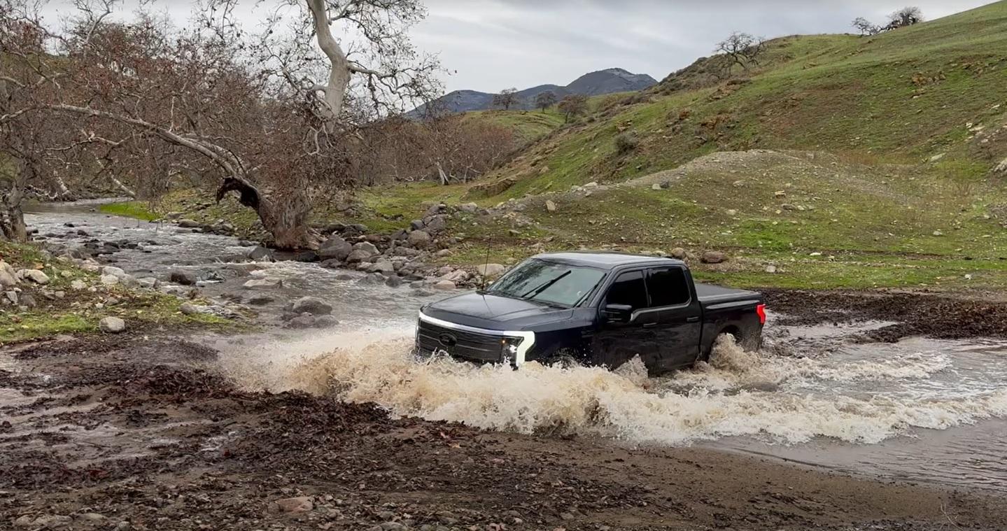 Ford F-150 Lightning 🙋‍♂️ What Did You Do To Your Lightning Today? Truck