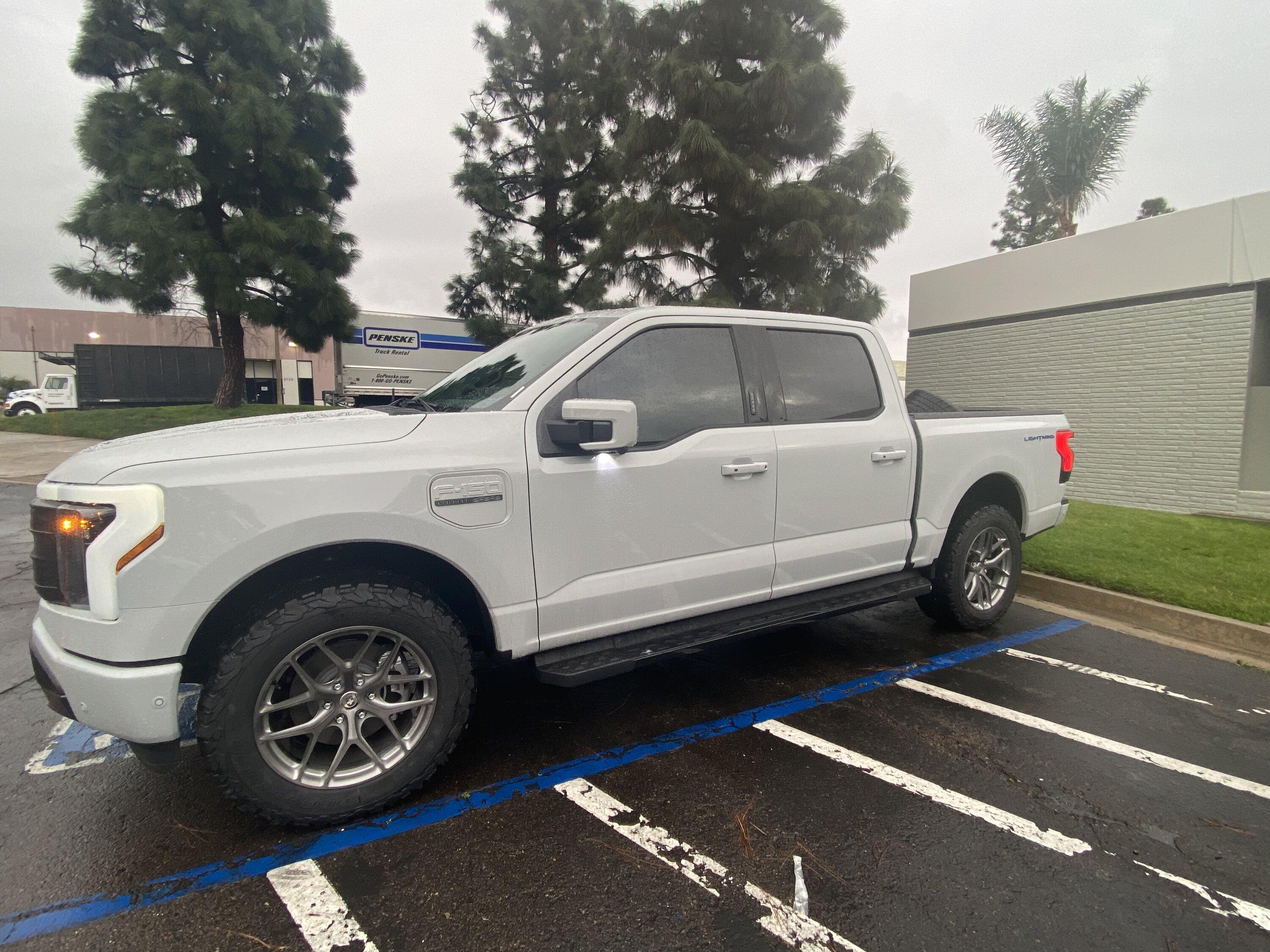 Ford F-150 Lightning AVALANCHE F-150 Lightning Photos & Club 3AD18EF7-D67D-43E4-81C6-46D6E4FCCE1D