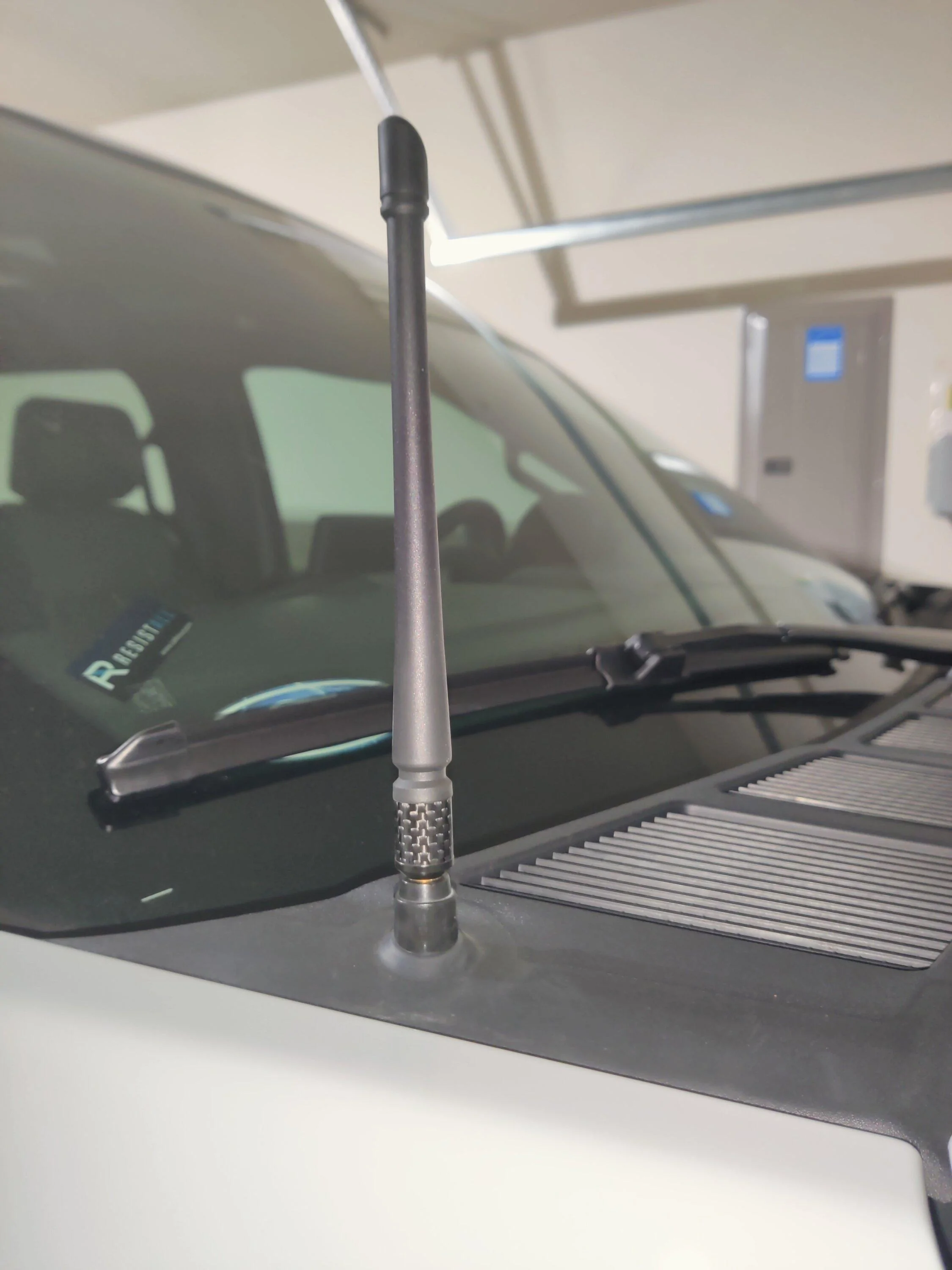 Ford F-150 Lightning Stubby Antenna Help IMG_20230112_193424