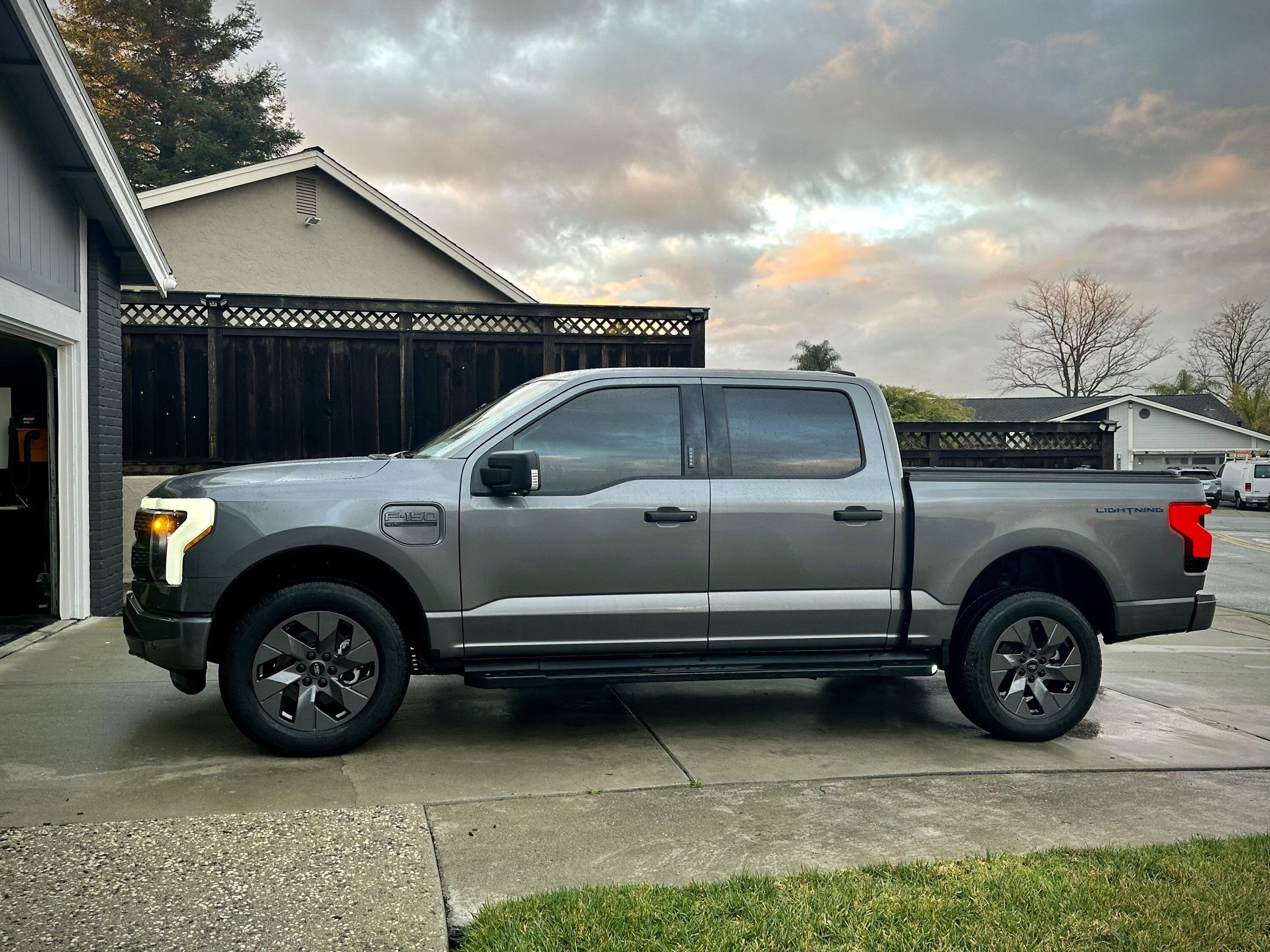 Ford F-150 Lightning Lariat Dark Grey Wheels Paint Code? 20in wheels 2